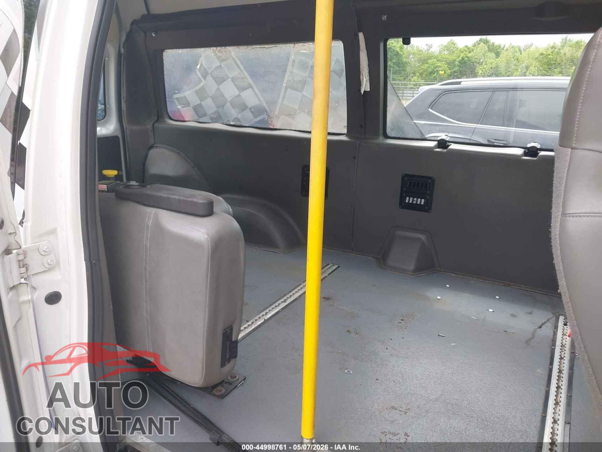 FORD E-150 2009 - 1FTNE14L69DA82663