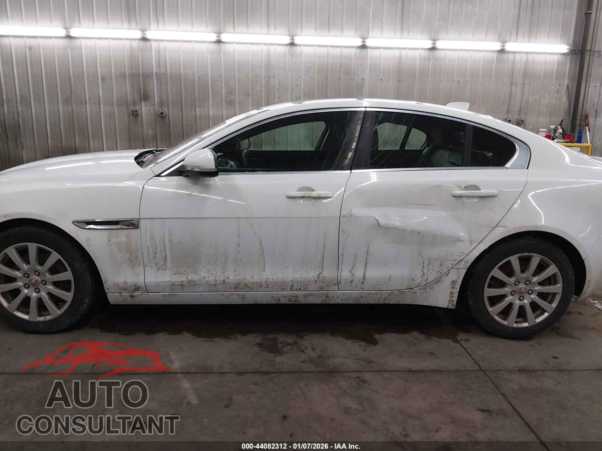 JAGUAR XE 2019 - SAJAS4FX3KCP51106