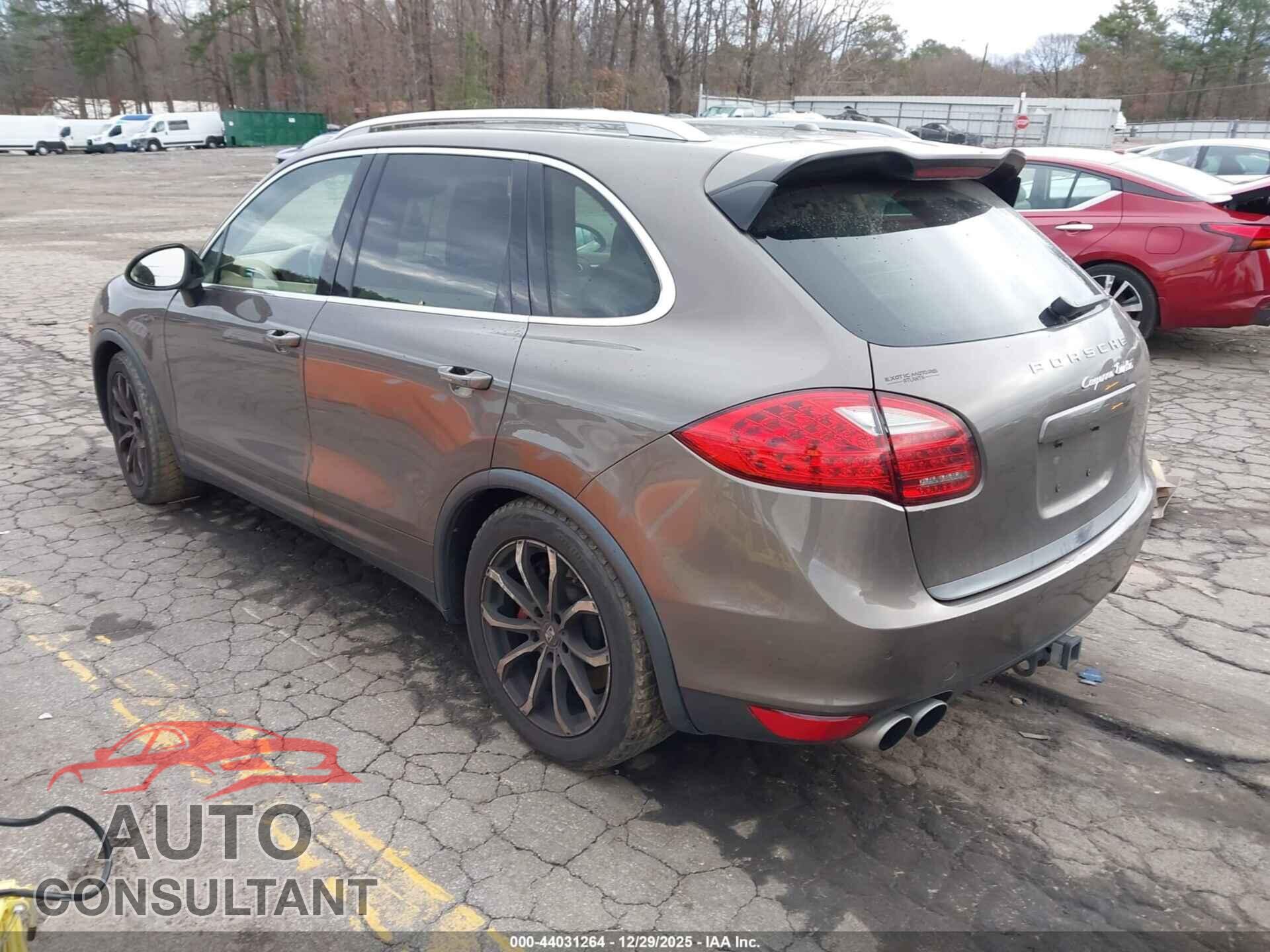 PORSCHE CAYENNE 2013 - WP1AC2A21DLA90690