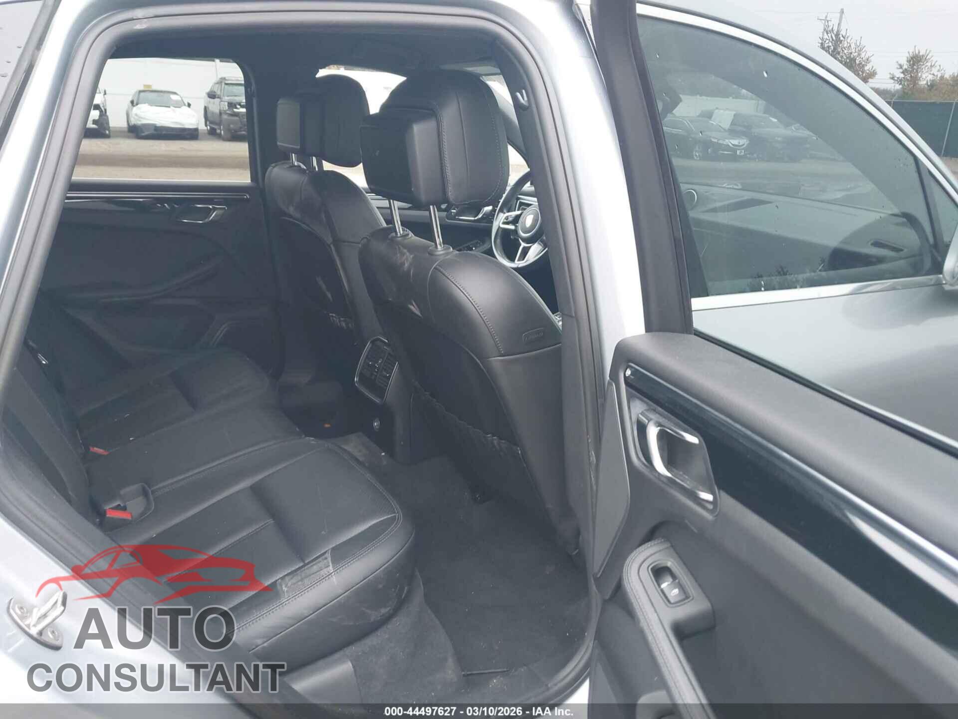 PORSCHE MACAN 2016 - WP1AB2A50GLB53697