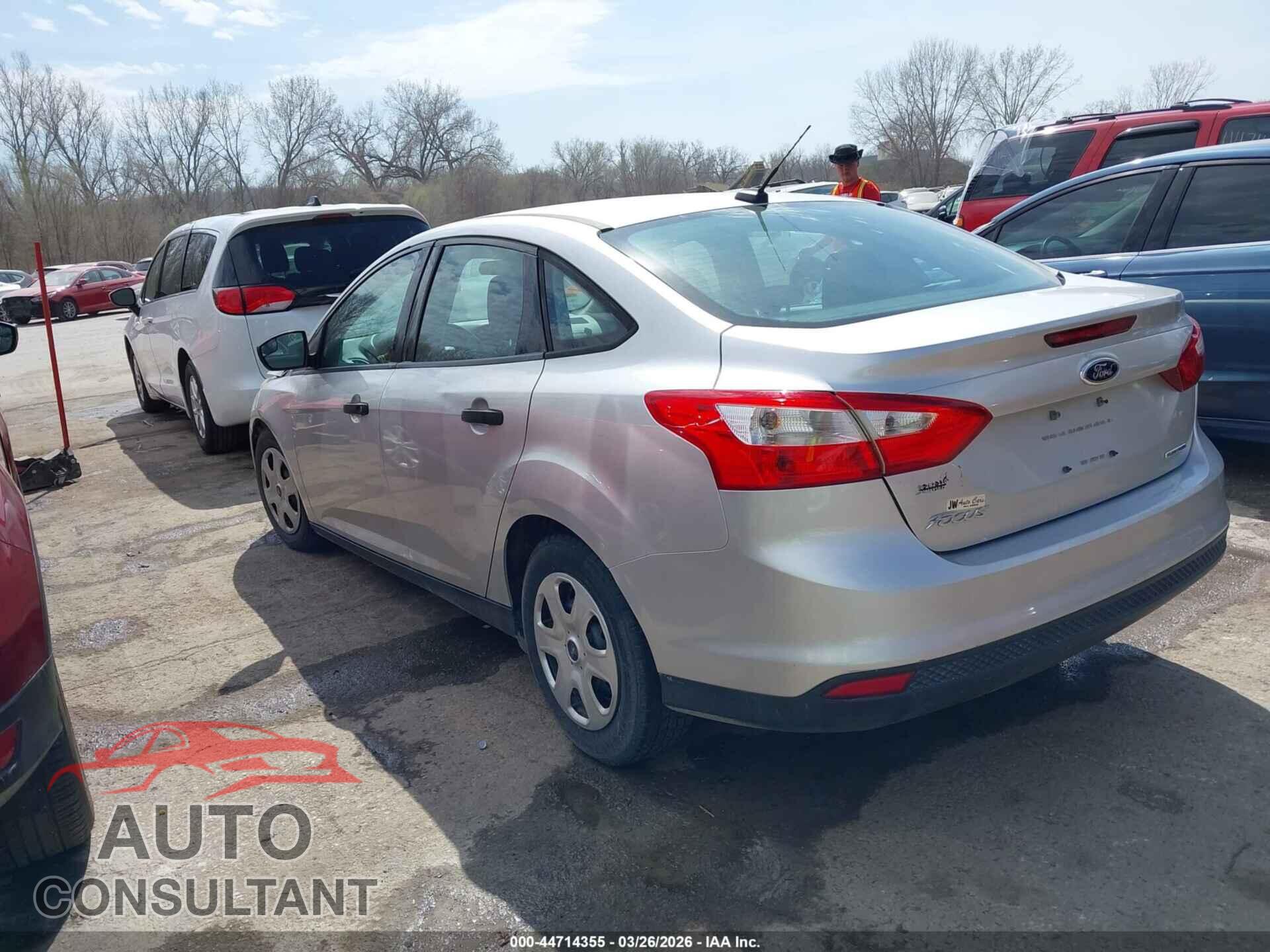 FORD FOCUS 2014 - 1FADP3E22EL168775