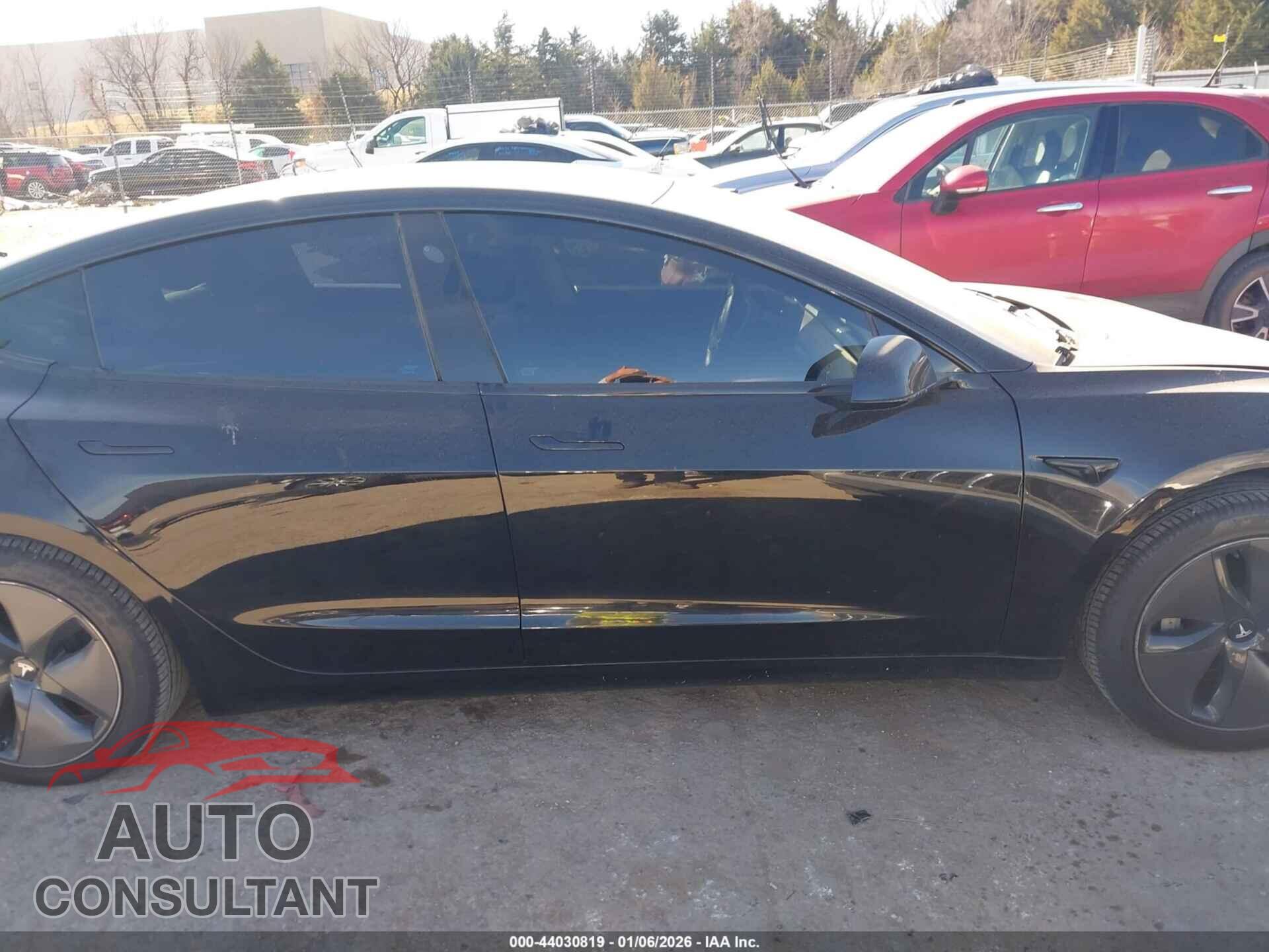 TESLA MODEL 3 2020 - 5YJ3E1EA5LF803429