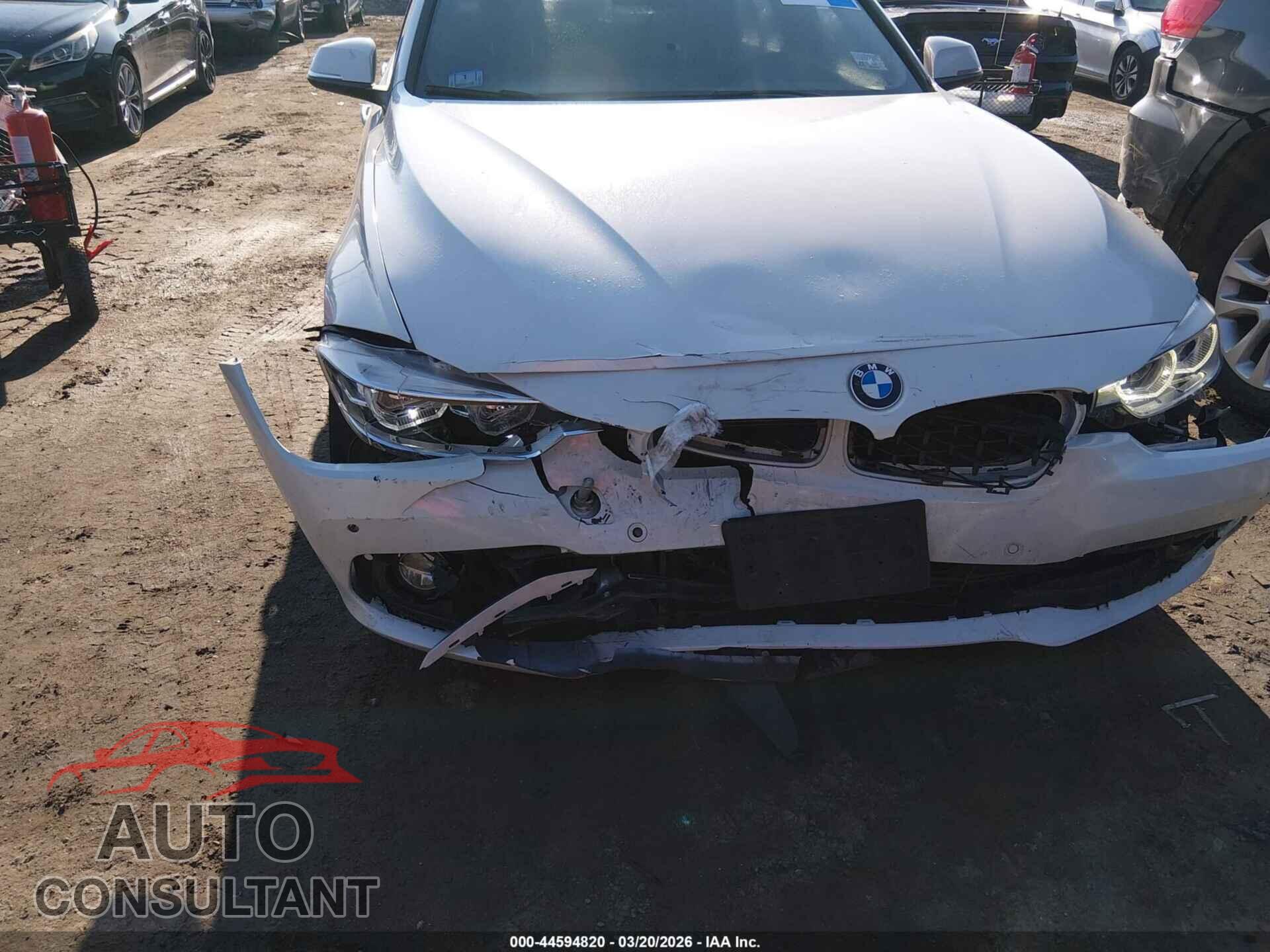 BMW 328I 2016 - WBA8E3G50GNU05194
