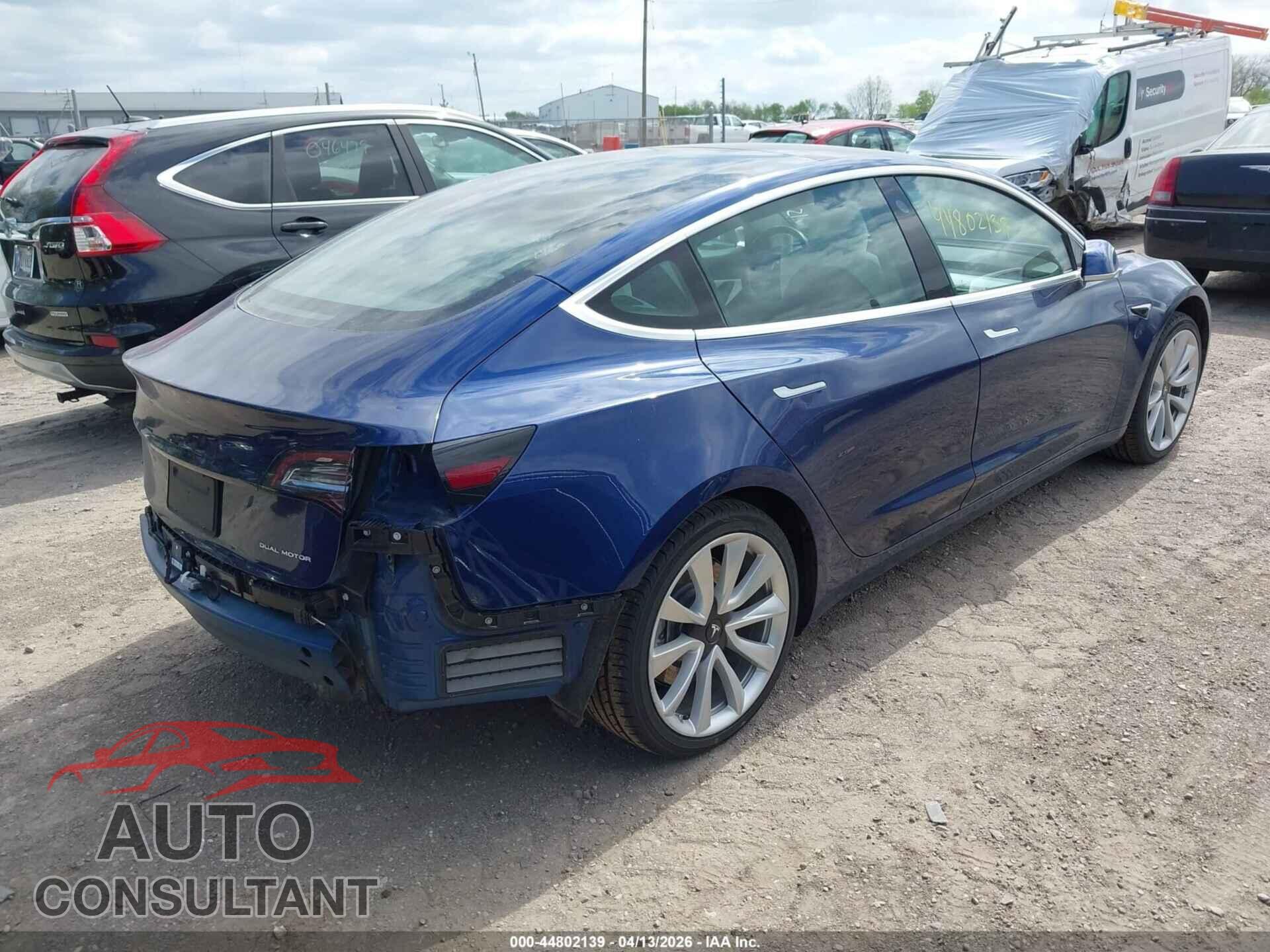 TESLA MODEL 3 2019 - 5YJ3E1EB3KF192520