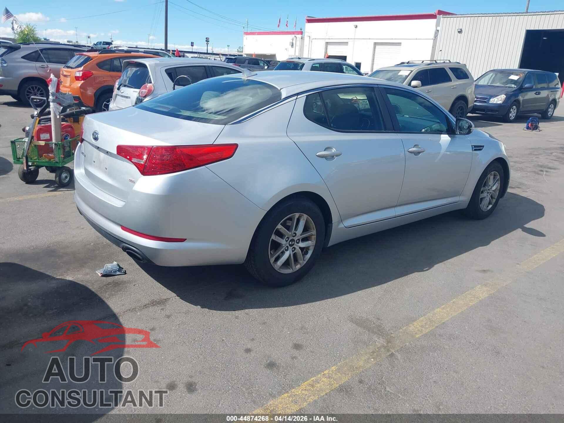 KIA OPTIMA 2011 - KNAGM4A78B5194947