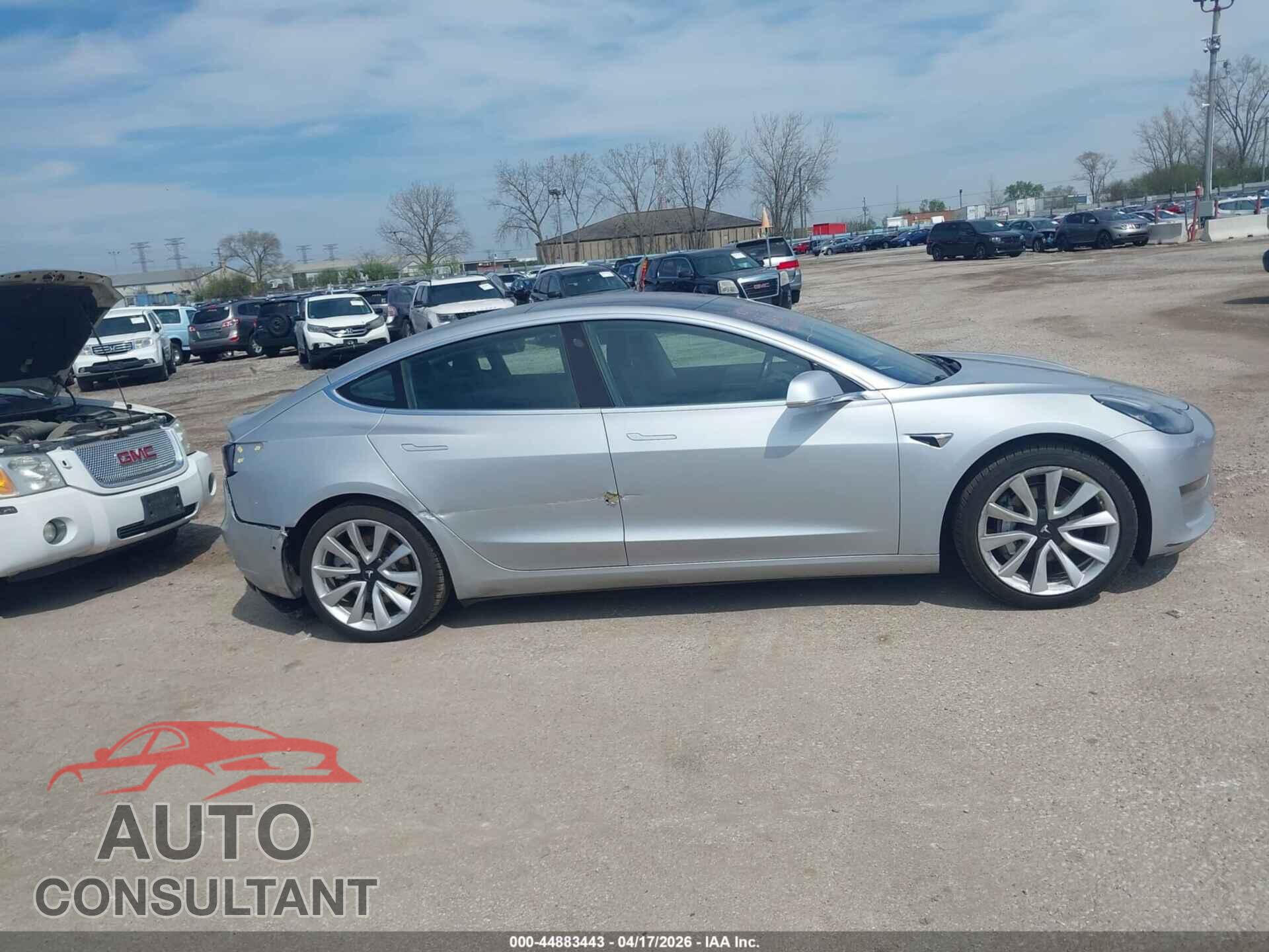 TESLA MODEL 3 2018 - 5YJ3E1EB7JF069429