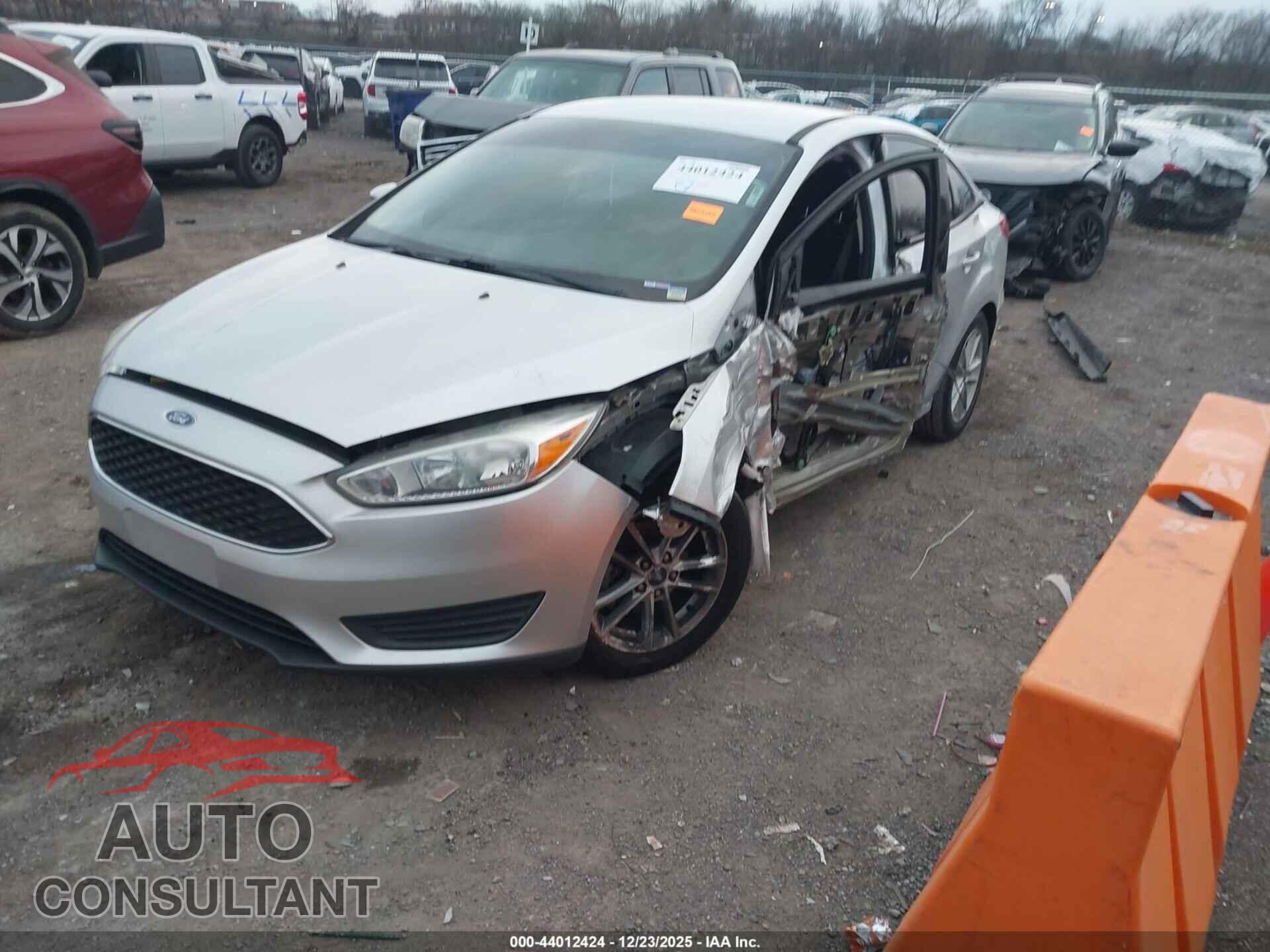 FORD FOCUS 2016 - 1FADP3F29GL288588