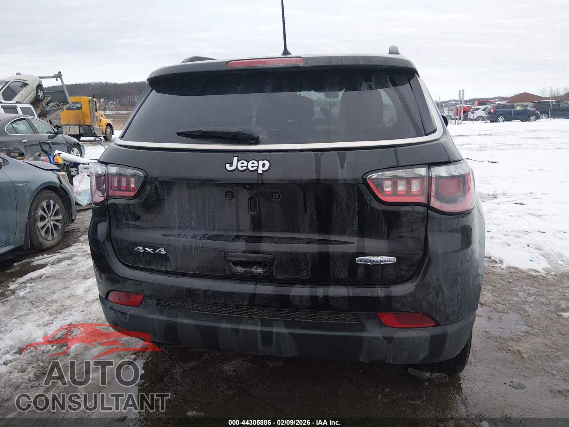 JEEP COMPASS 2018 - 3C4NJDBB3JT483836