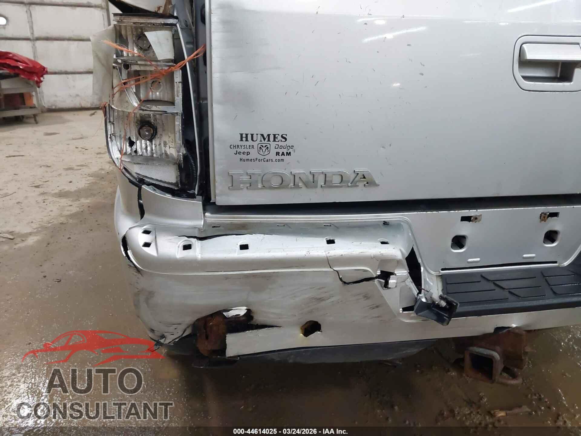 HONDA RIDGELINE 2013 - 5FPYK1F74DB011346