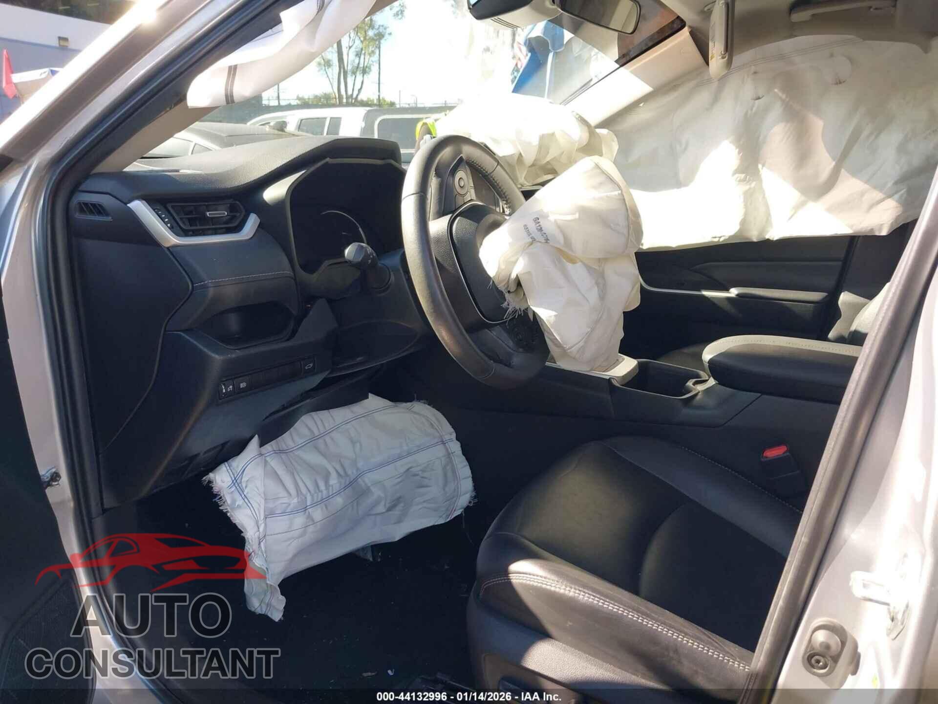TOYOTA RAV4 2023 - 2T3A1RFV3PC340744