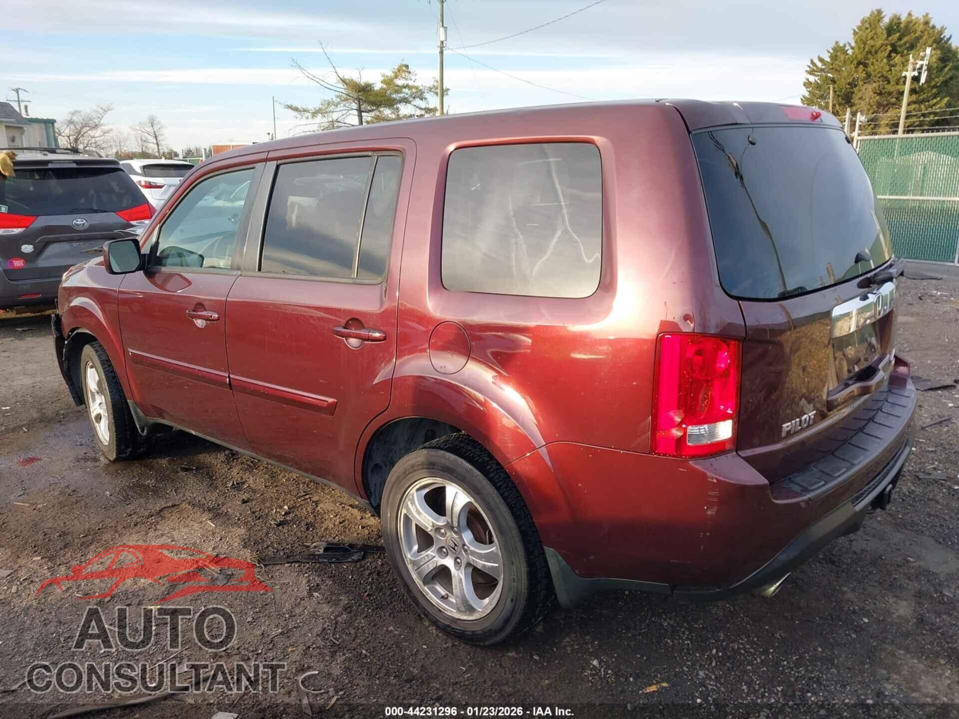 HONDA PILOT 2012 - 5FNYF4H47CB072805