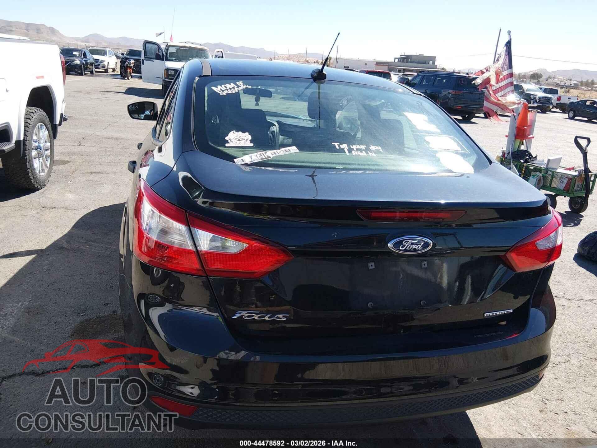 FORD FOCUS 2013 - 1FADP3E28DL151767