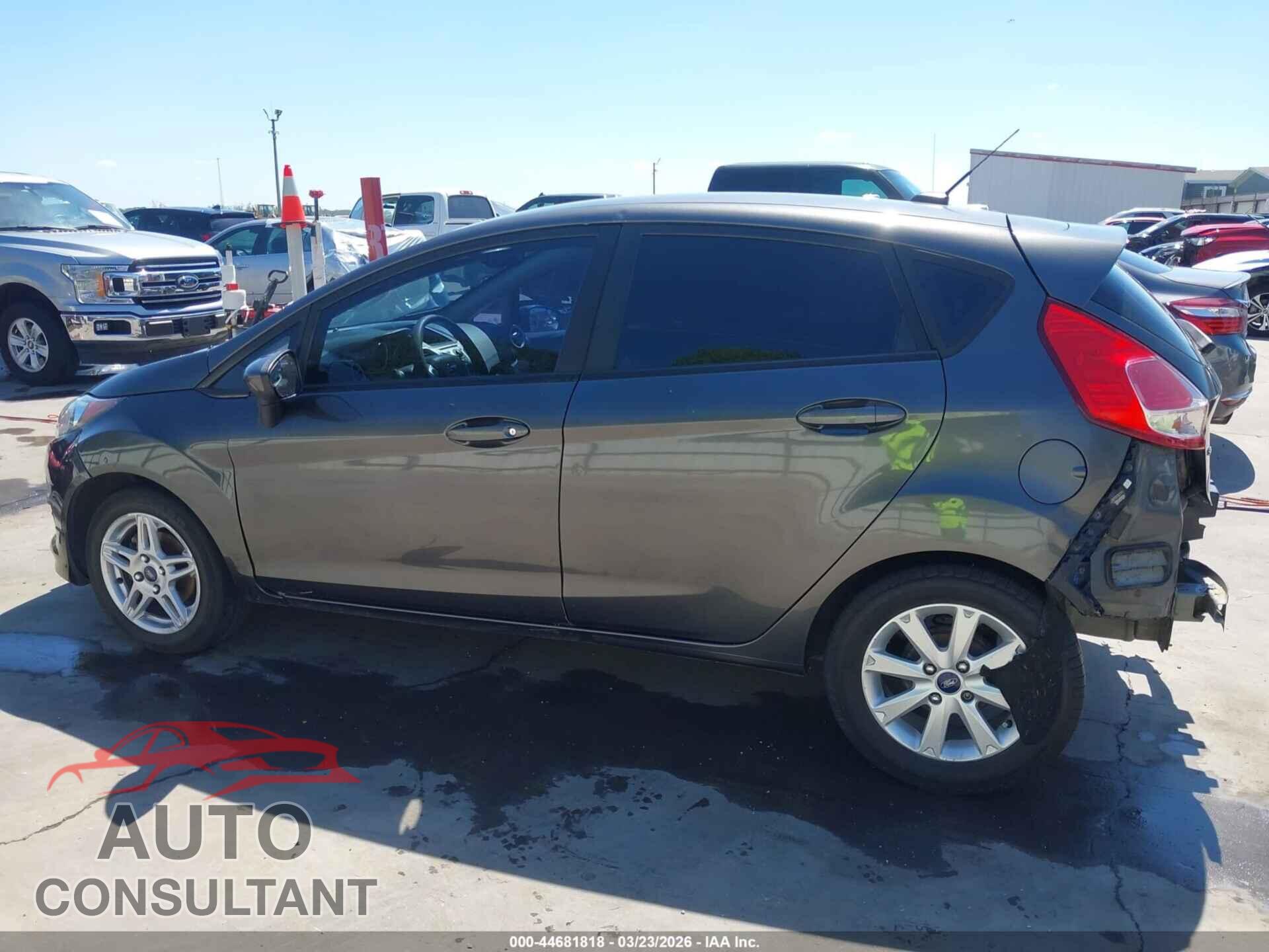 FORD FIESTA 2017 - 3FADP4EJ2HM137624