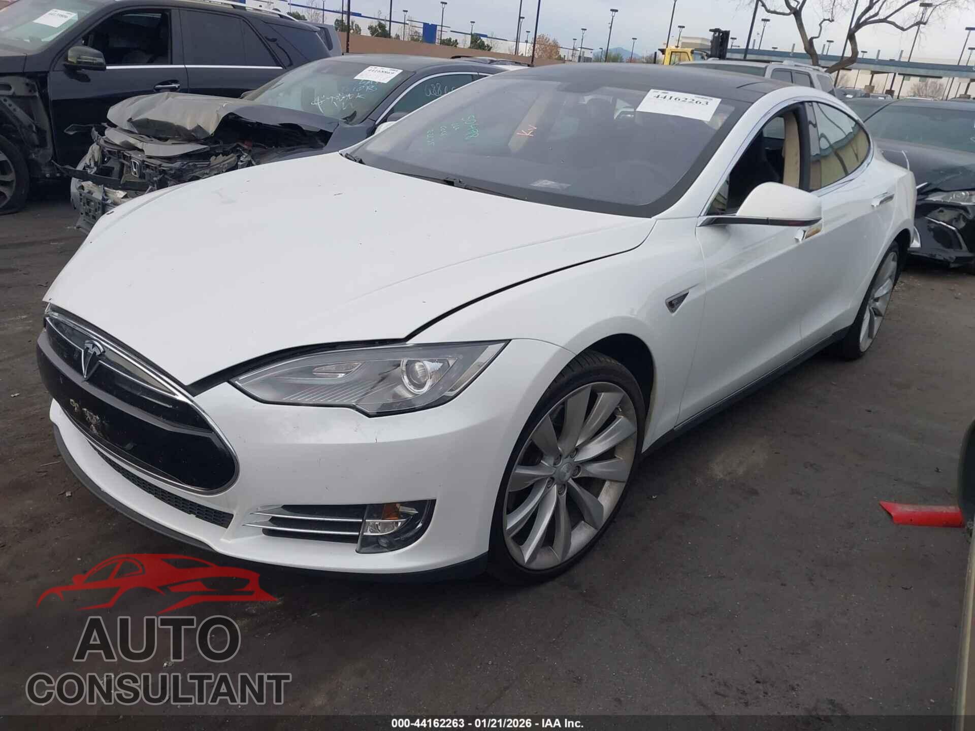 TESLA MODEL S 2012 - 5YJSA1DP0CFS00675