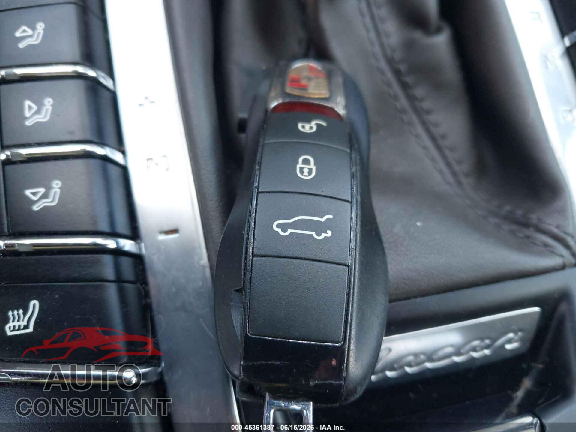 PORSCHE MACAN 2017 - WP1AA2A54HLB08573