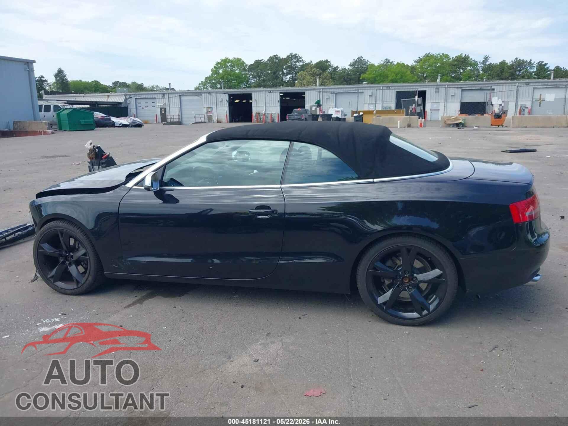 AUDI A5 2011 - WAULFAFH5BN004207