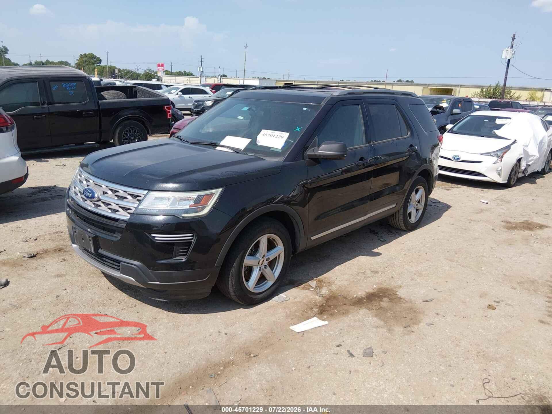 FORD EXPLORER 2018 - 1FM5K7D80JGB30535
