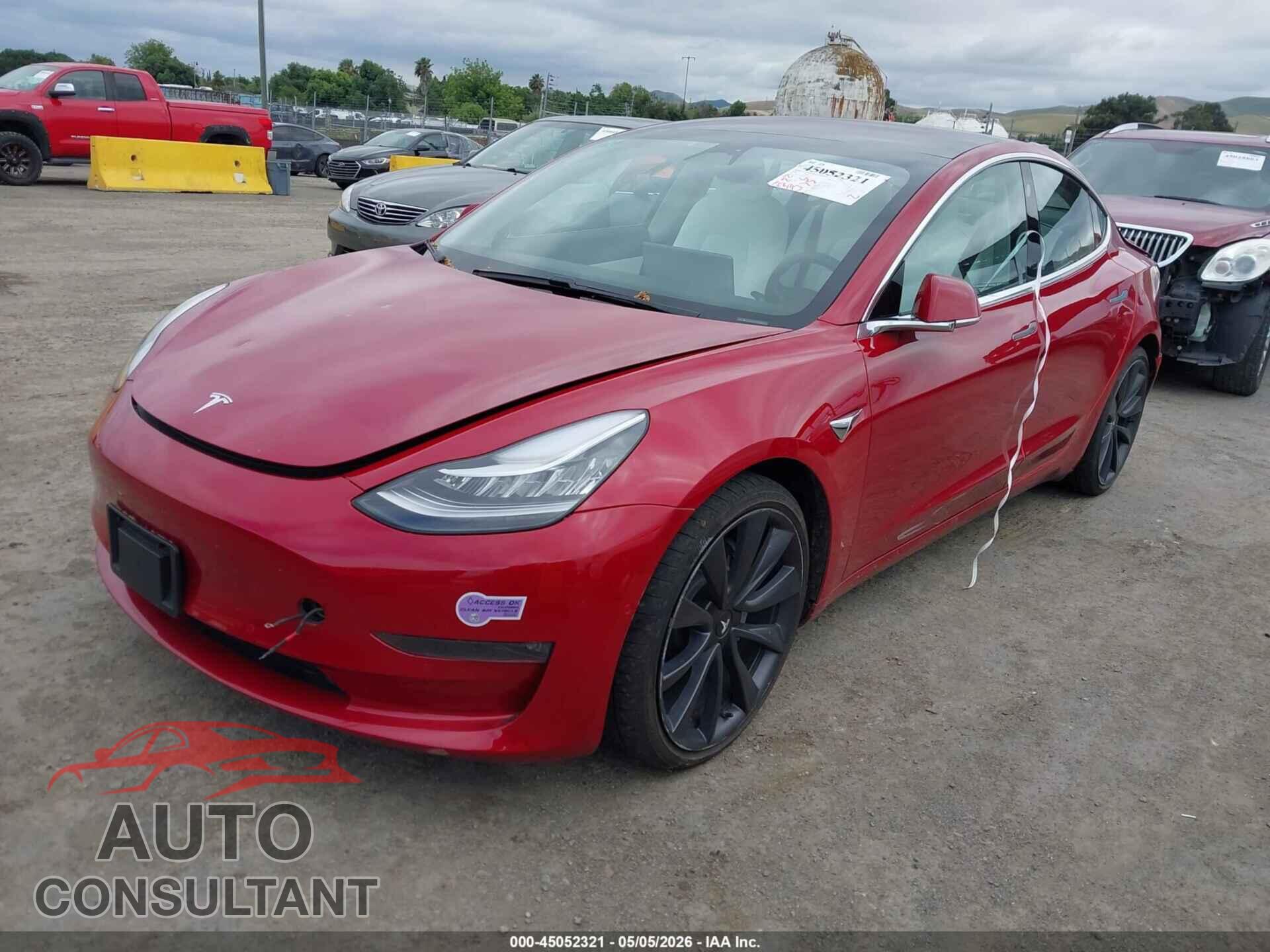 TESLA MODEL 3 2018 - 5YJ3E1EB4JF096345