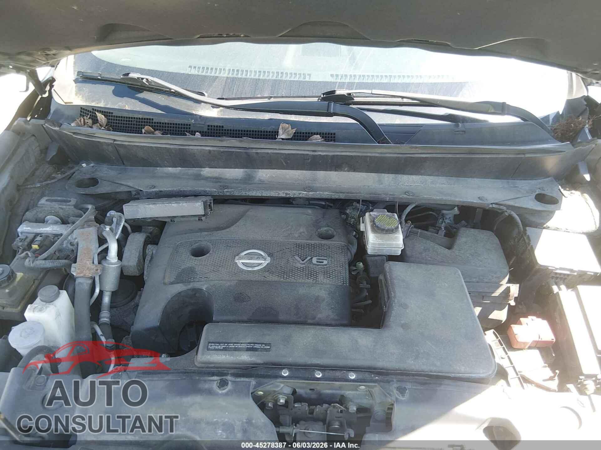 NISSAN PATHFINDER 2015 - 5N1AR2MN4FC601510