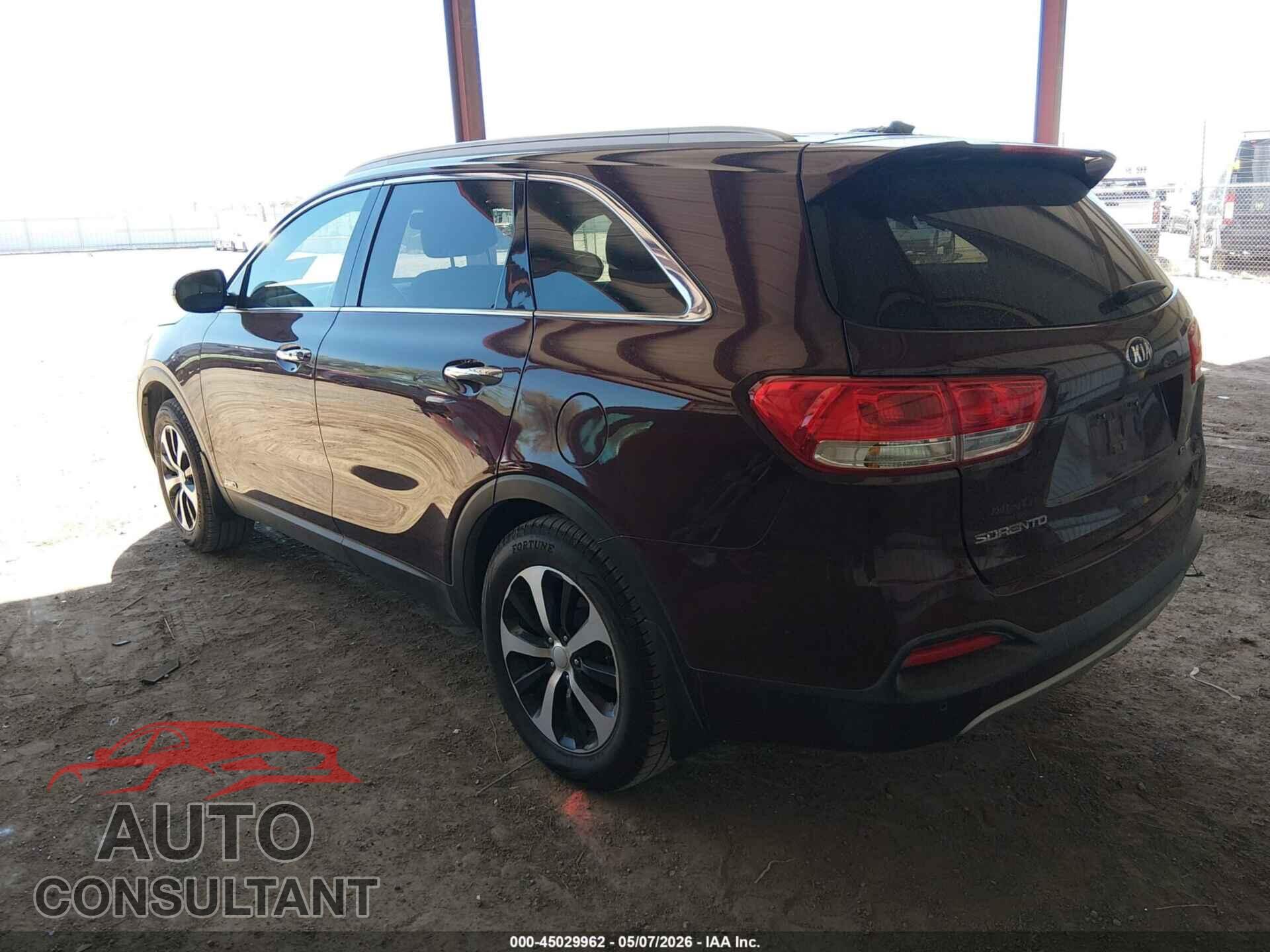 KIA SORENTO 2017 - 5XYPHDA16HG243713