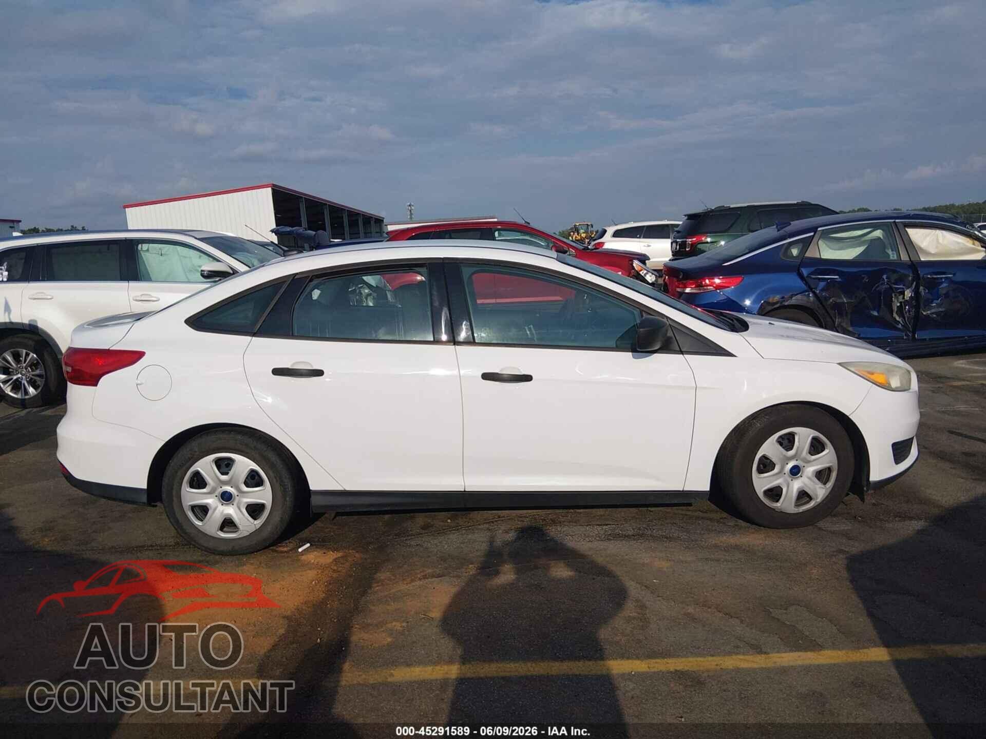 FORD FOCUS 2016 - 1FADP3E20GL339459