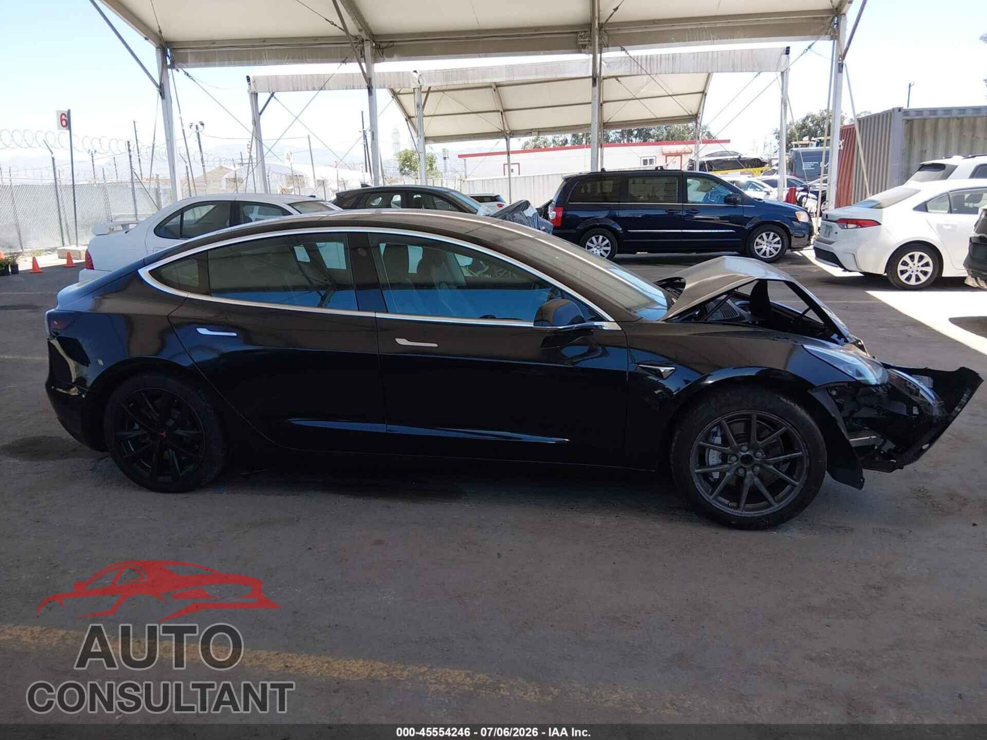 TESLA MODEL 3 2018 - 5YJ3E1EA3JF070262