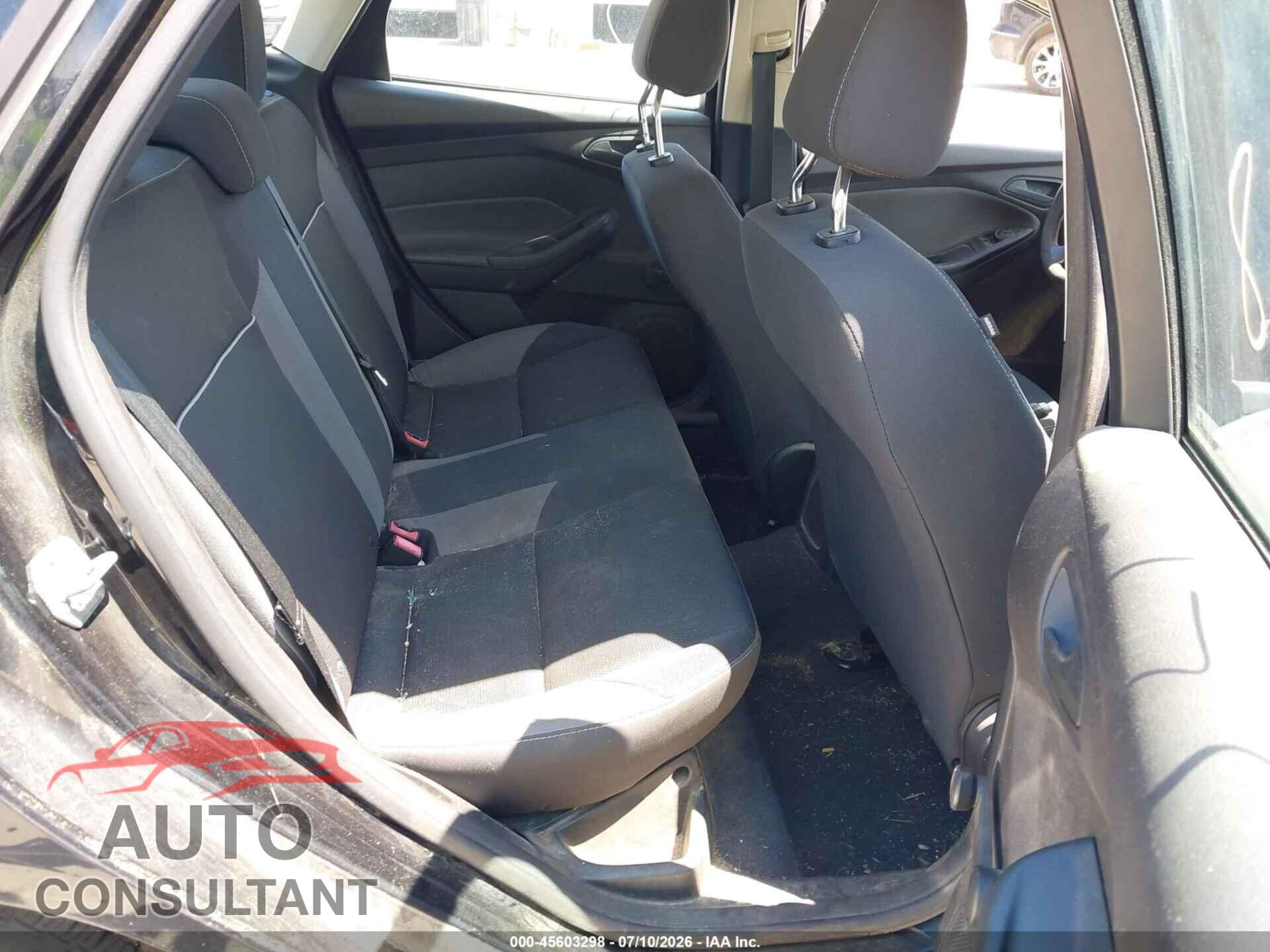 FORD FOCUS 2014 - 1FADP3E28EL201617
