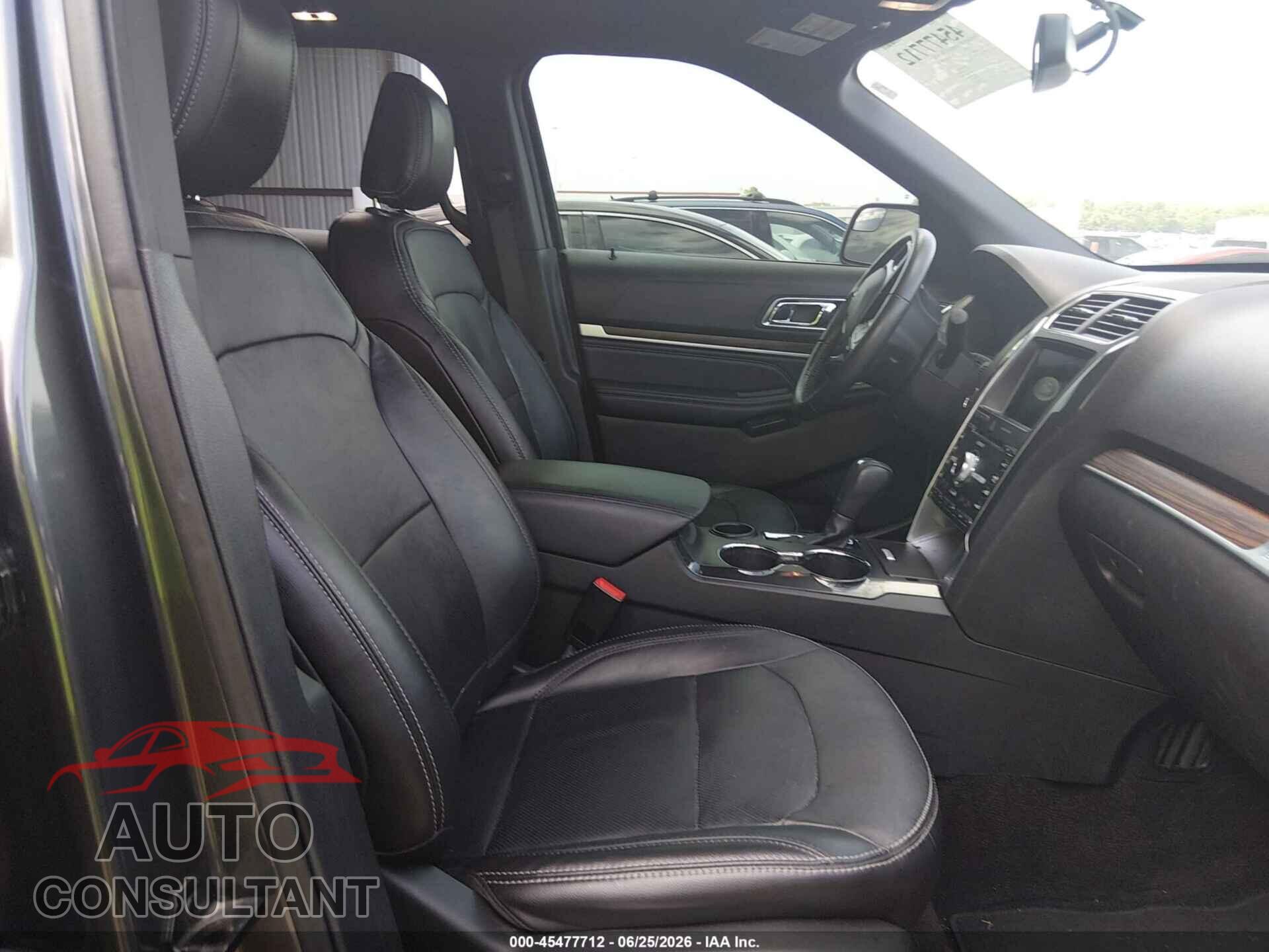 FORD EXPLORER 2018 - 1FM5K7F81JGB99571