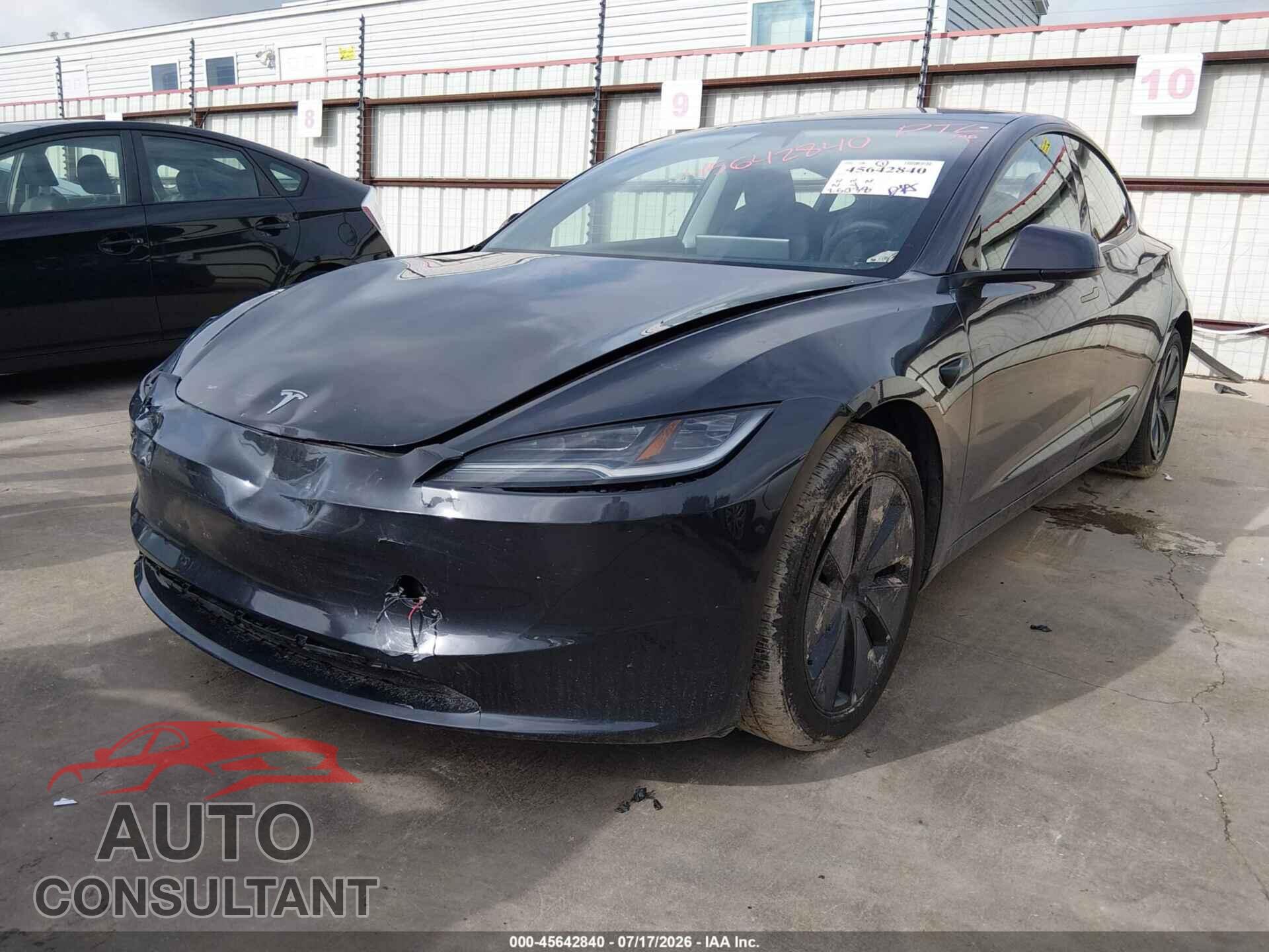 TESLA MODEL 3 2024 - 5YJ3E1EA0RF718796