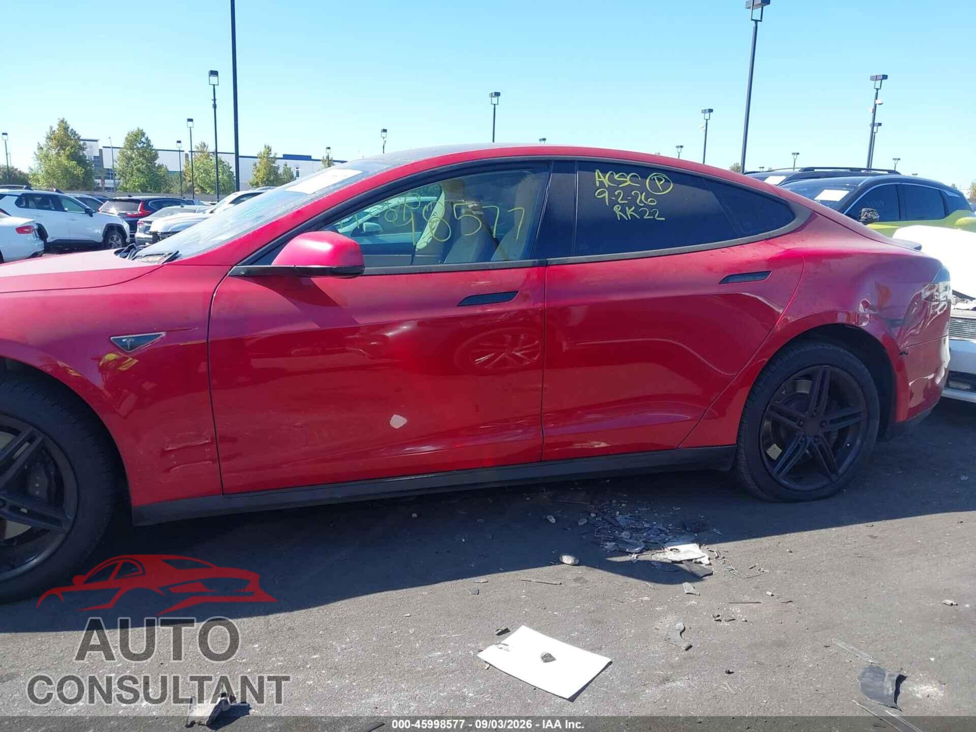 TESLA MODEL S 2013 - 5YJSA1DP0DFP09635