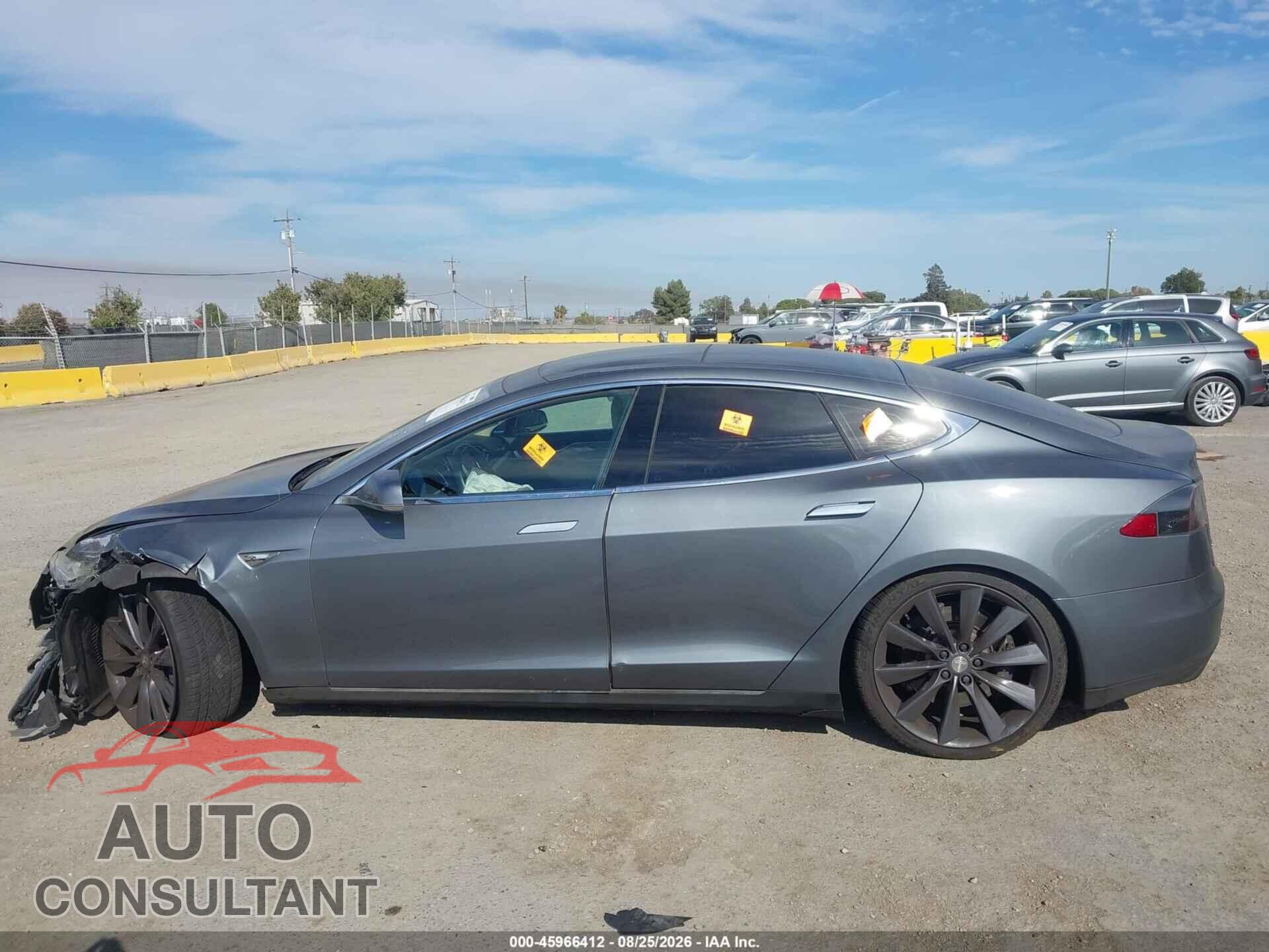 TESLA MODEL S 2013 - 5YJSA1DNXDFP06742