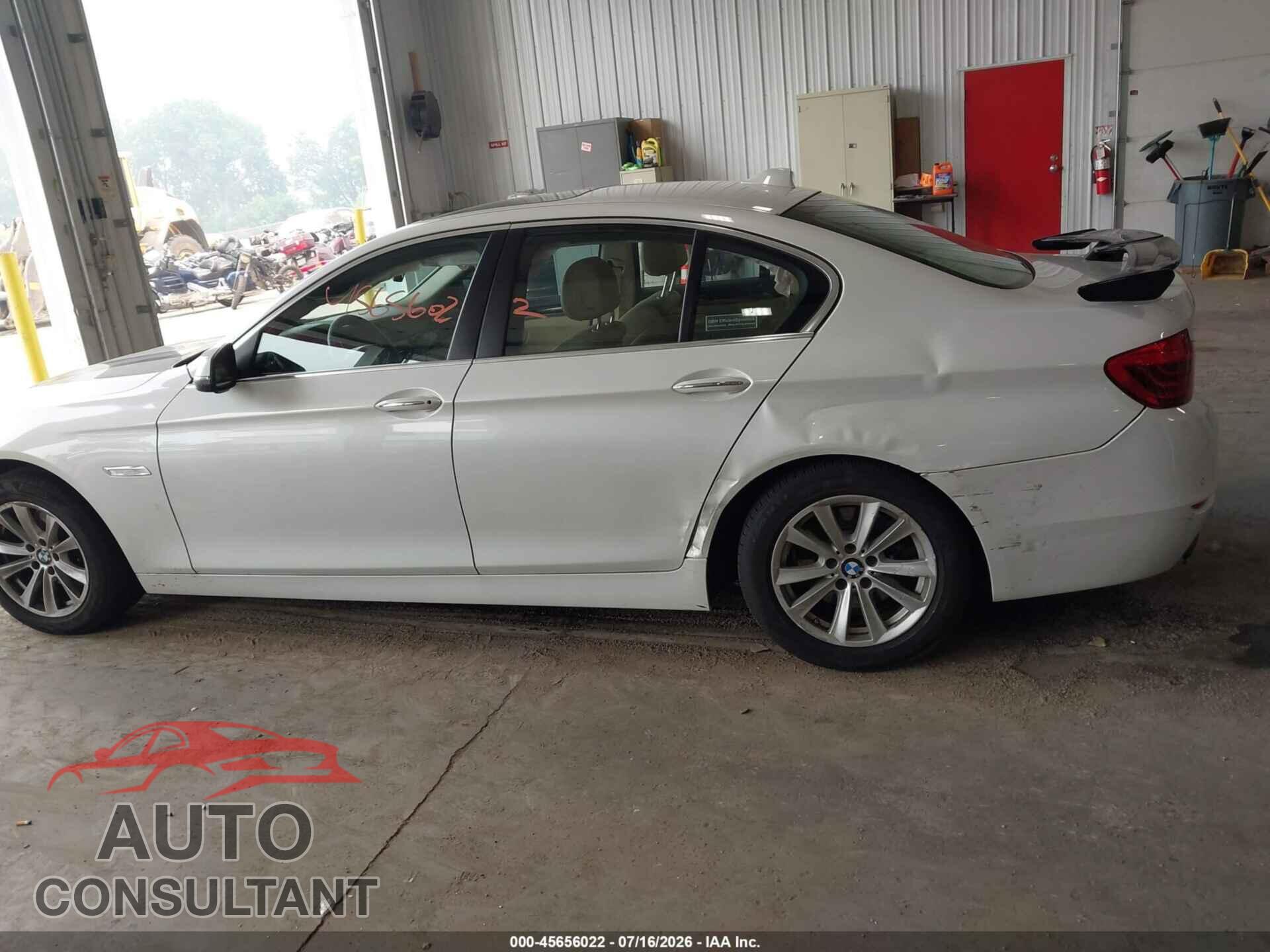 BMW 528I 2014 - WBA5A7C53ED618543