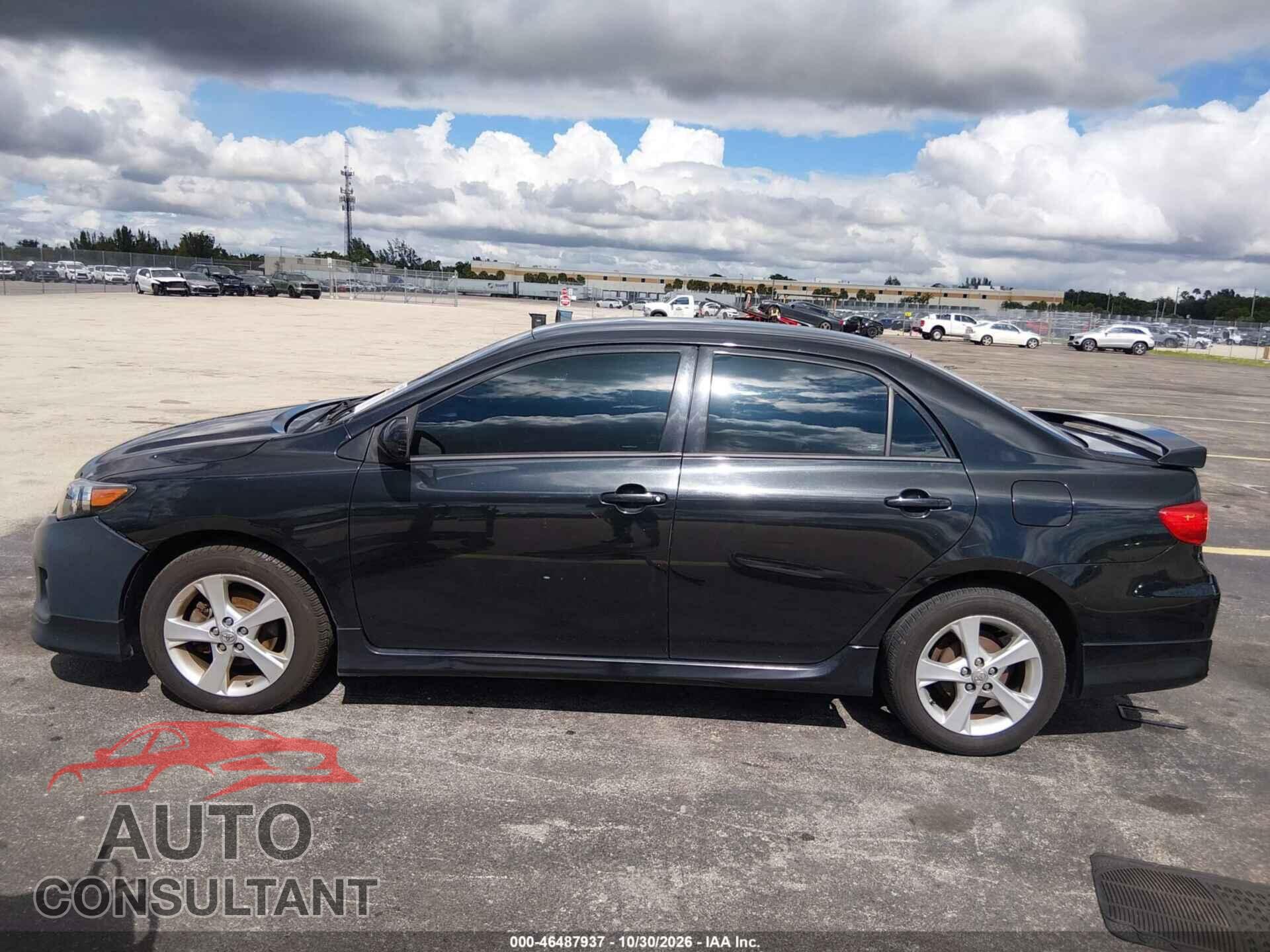 TOYOTA COROLLA 2013 - 5YFBU4EE7DP111407