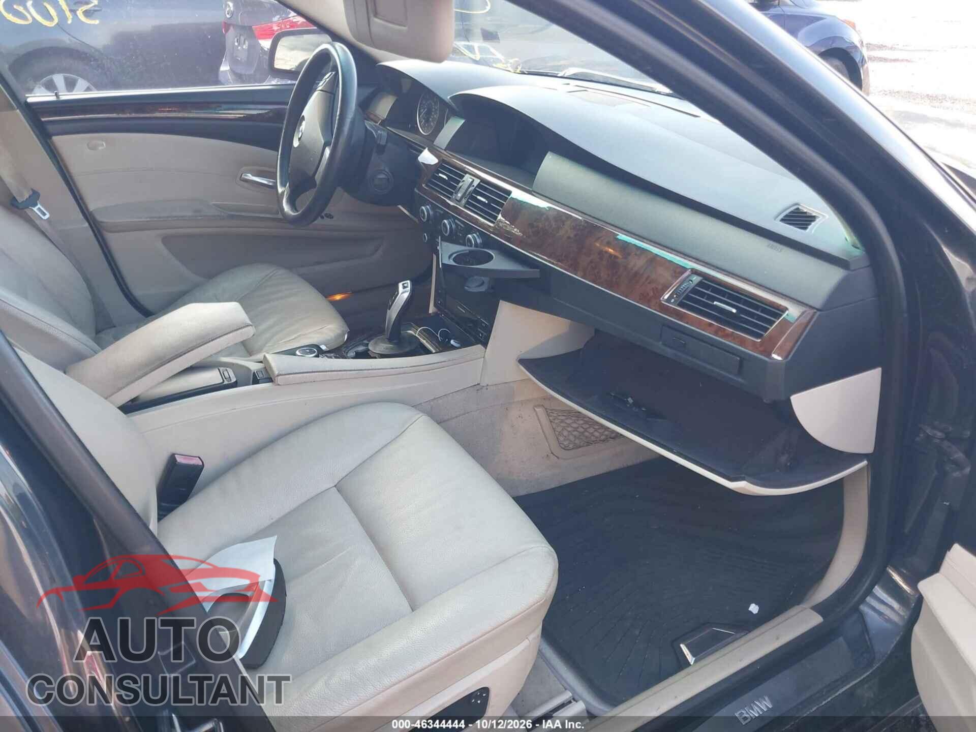 BMW 528I 2009 - WBANV13579C155951