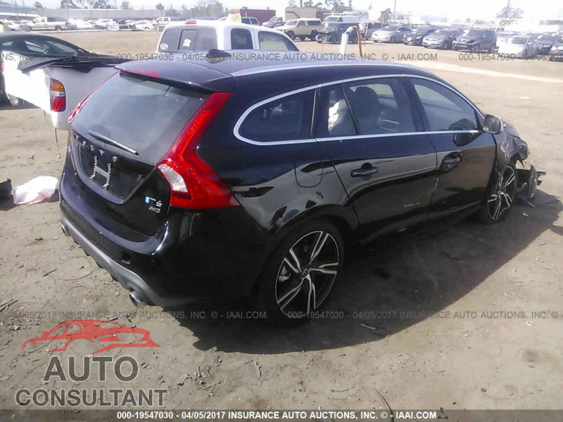 Volvo V60 2017 - YV149MSSXH1338633