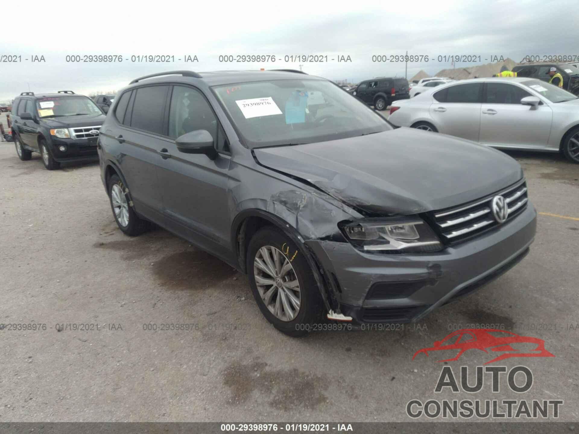 VOLKSWAGEN TIGUAN 2018 - 3VV1B7AX5JM077286