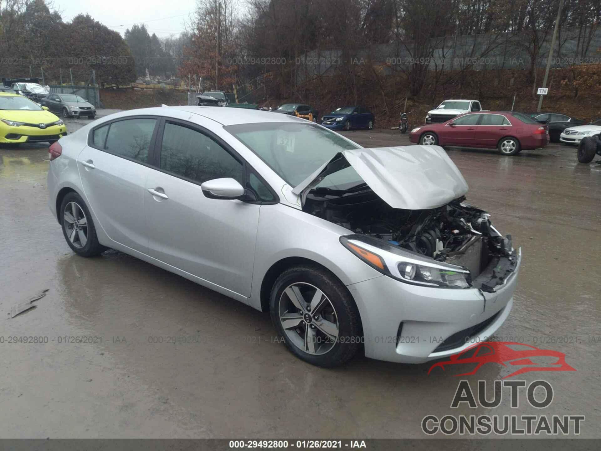 KIA FORTE 2018 - 3KPFL4A79JE268560
