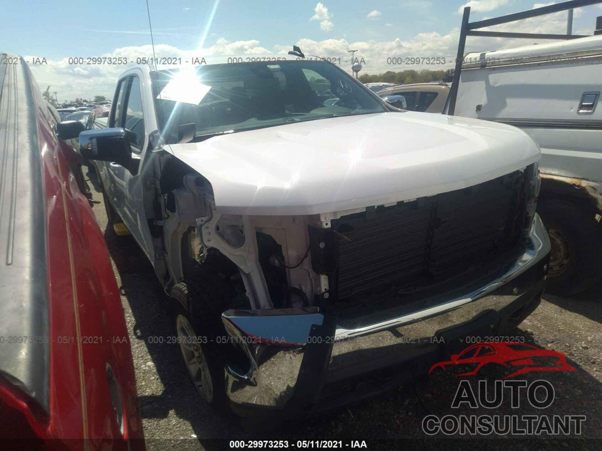 CHEVROLET SILVERADO 1500 2020 - 1GCRYDED0LZ283213