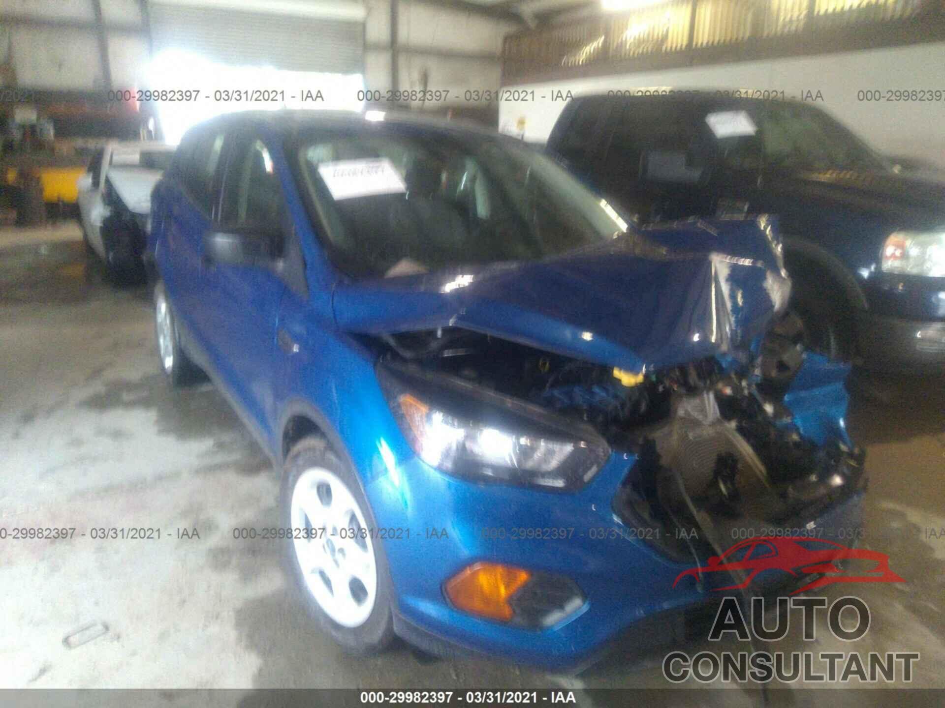 FORD ESCAPE 2018 - 1FMCU0F77JUB19496