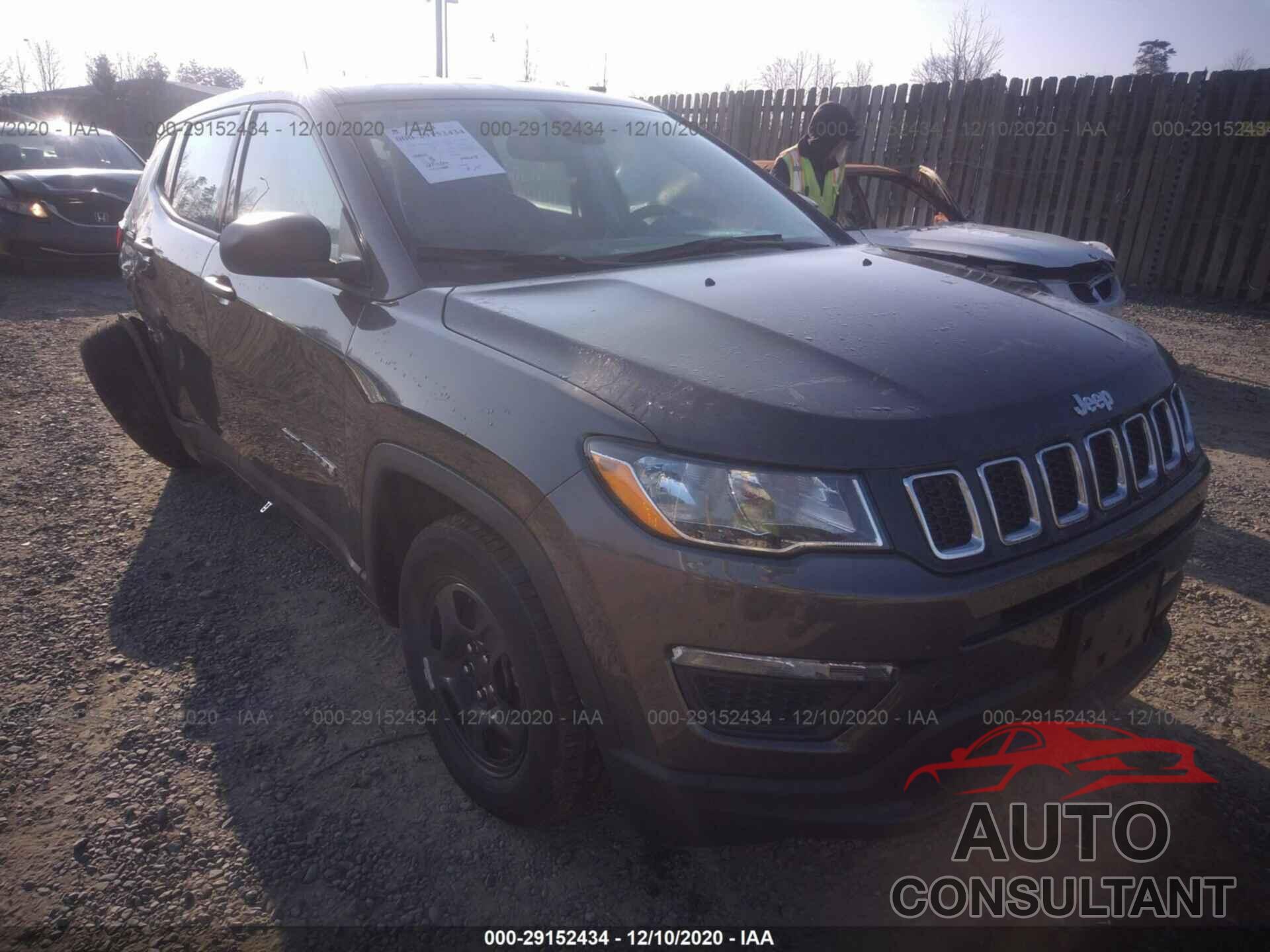 JEEP COMPASS 2018 - 3C4NJCAB7JT468381