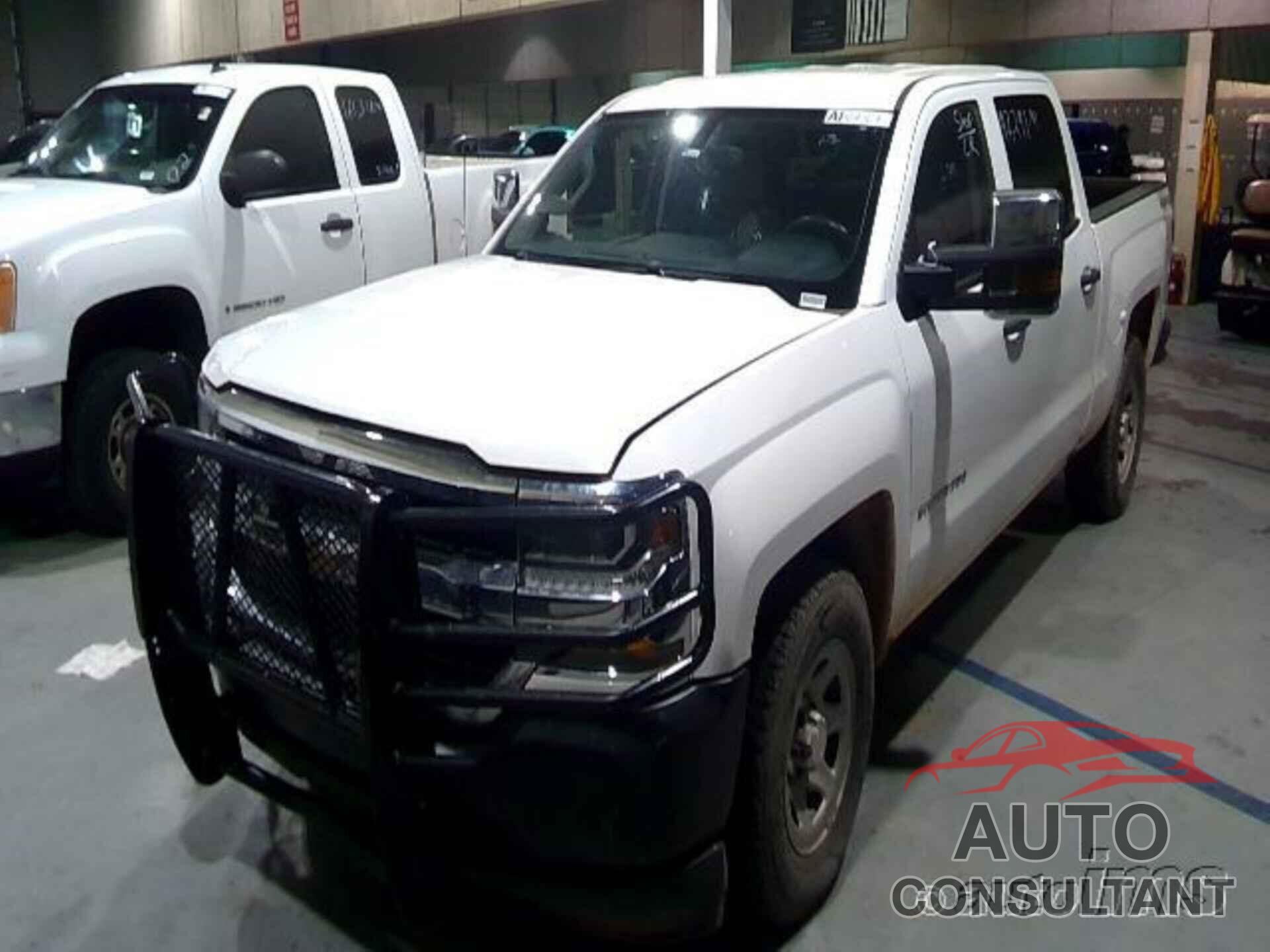 CHEVROLET SILVERADO 1500 2017 - 3GCUKNEC8HG463717