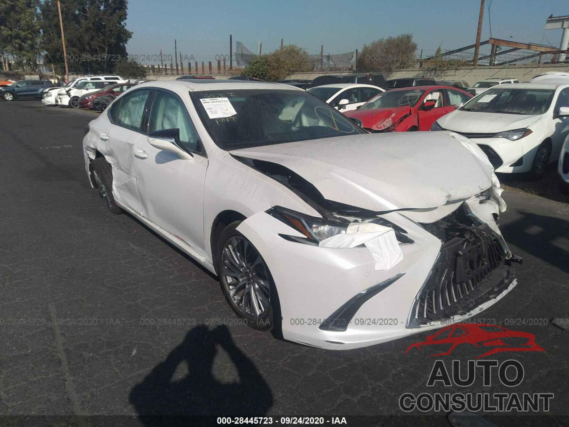 LEXUS ES 2019 - 58ABZ1B12KU019398