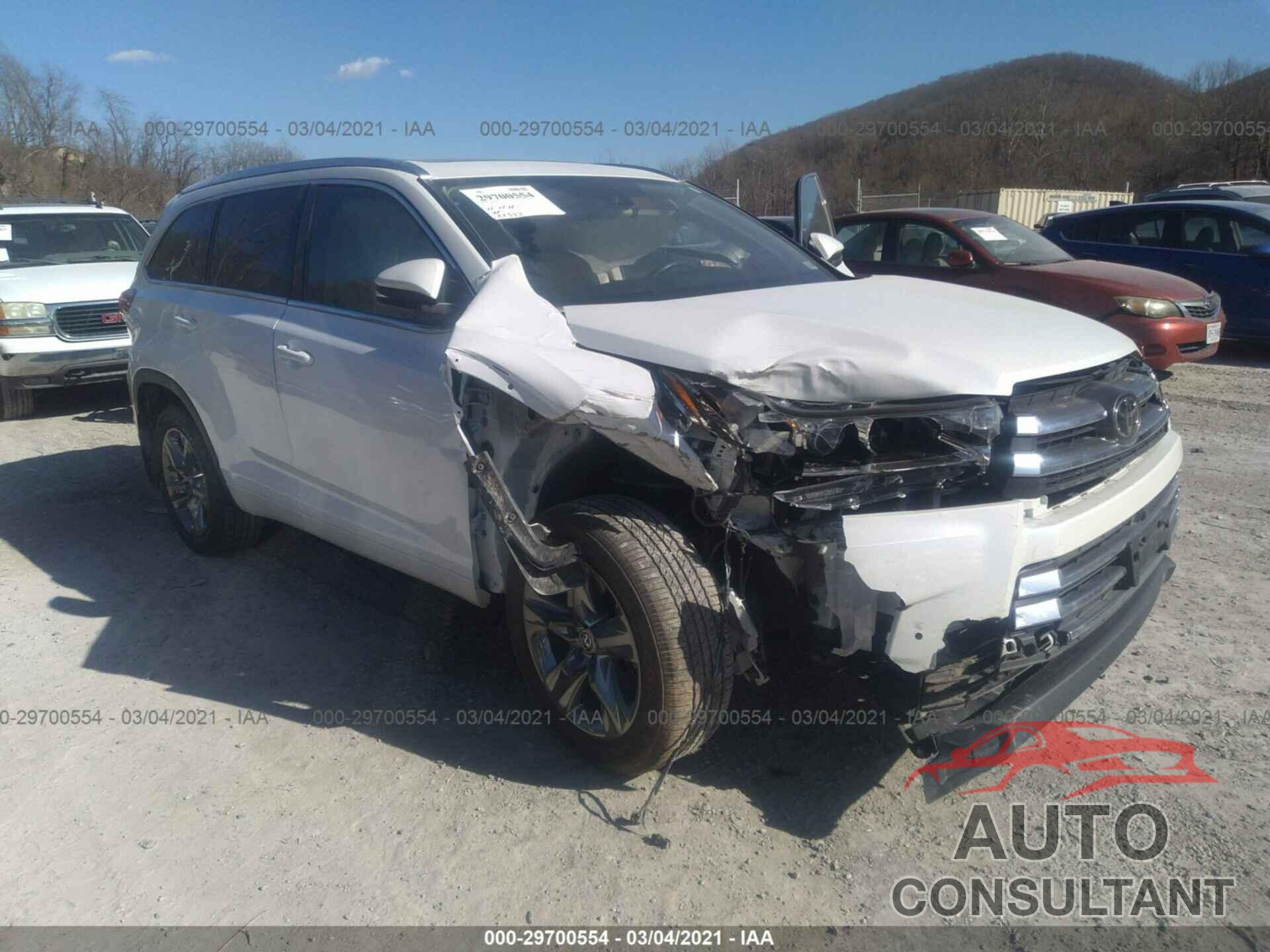TOYOTA HIGHLANDER 2019 - 5TDDZRFH1KS986891