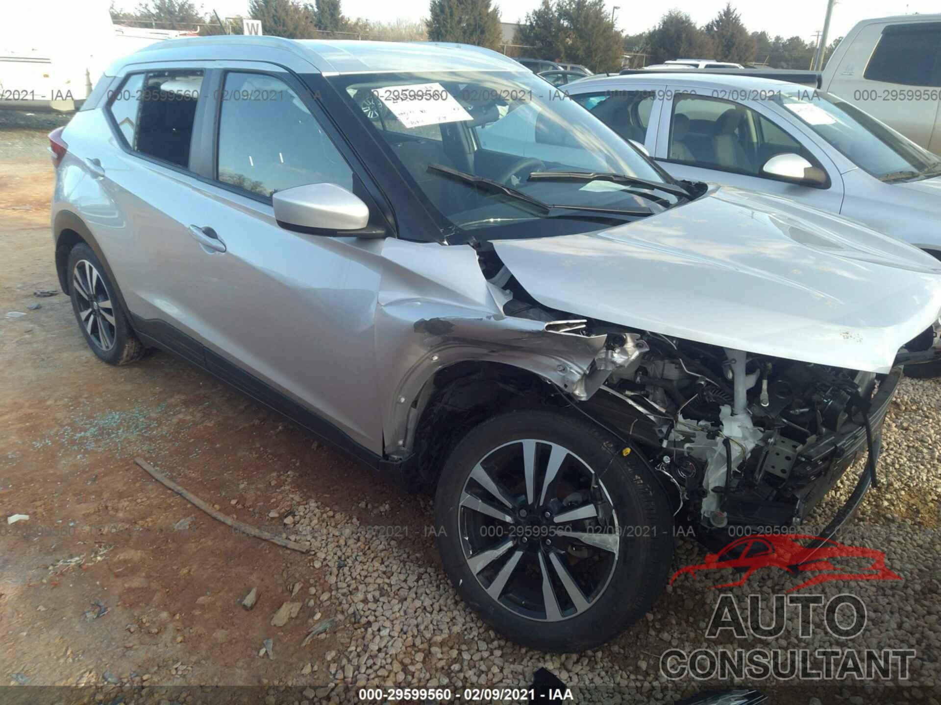 NISSAN KICKS 2018 - 3N1CP5CU9JL544735