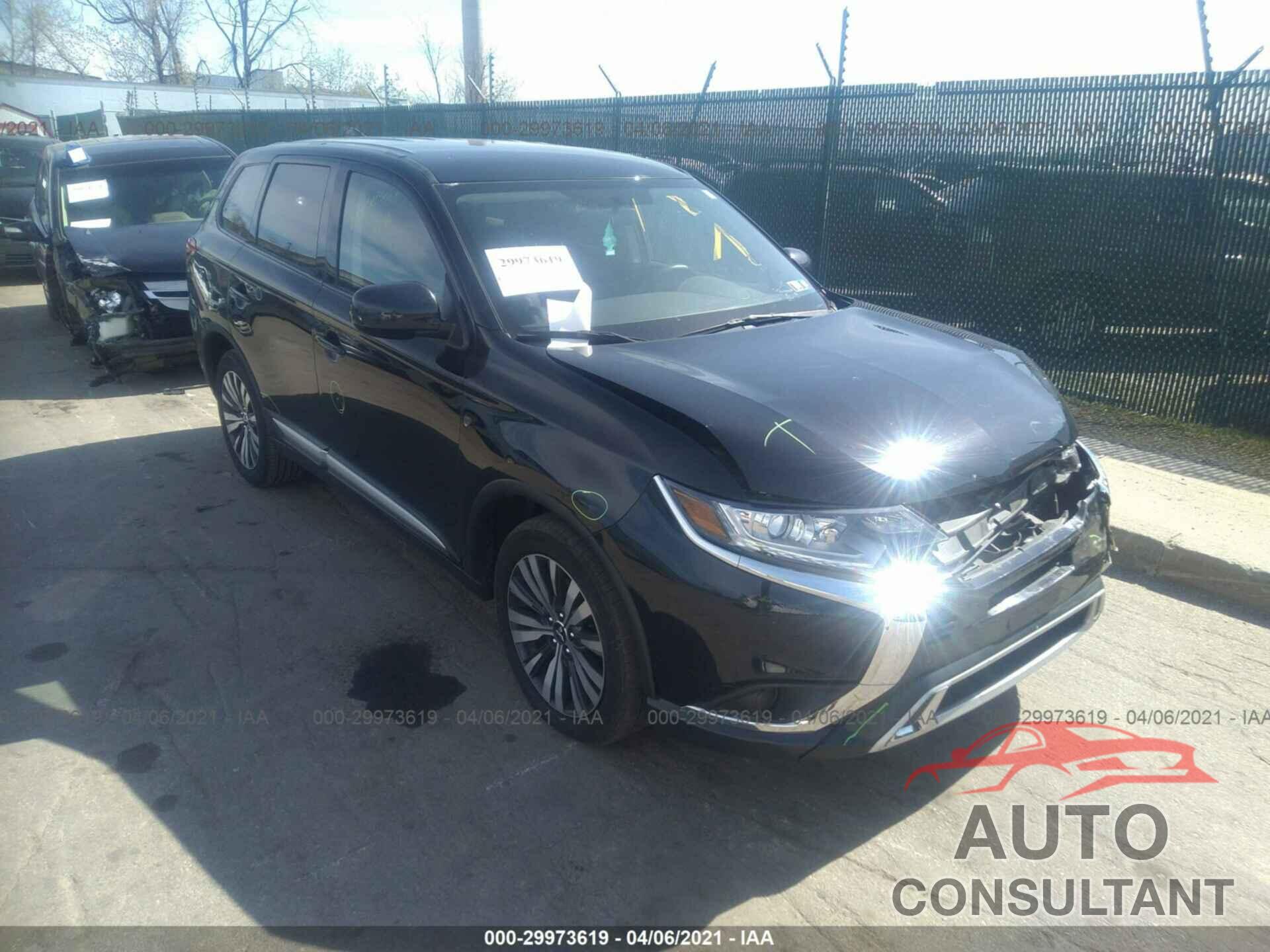 MITSUBISHI OUTLANDER 2019 - JA4AD2A39KZ013240