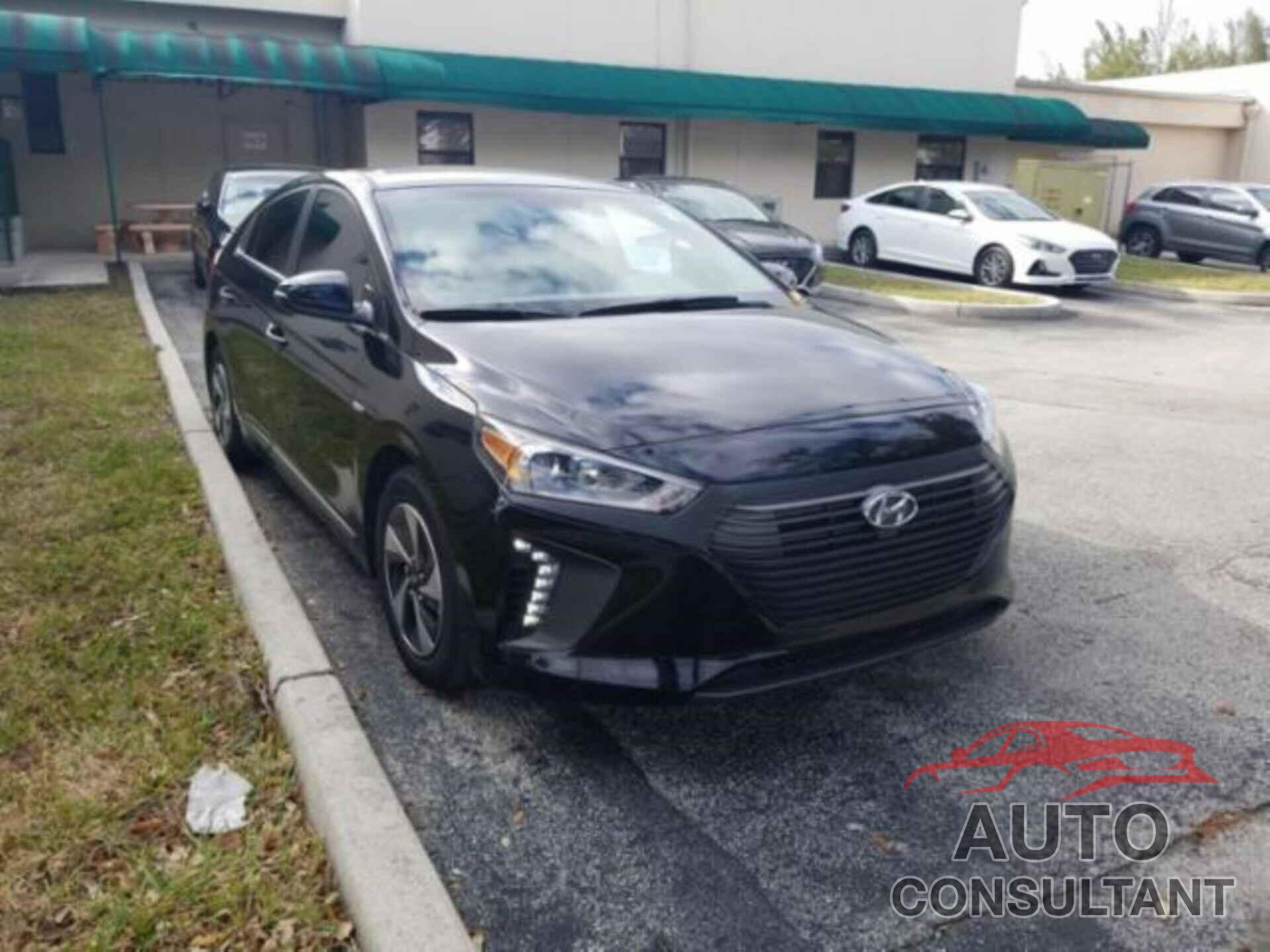 HYUNDAI IONIQ HYBRID 2018 - KMHC75LC5JU060566