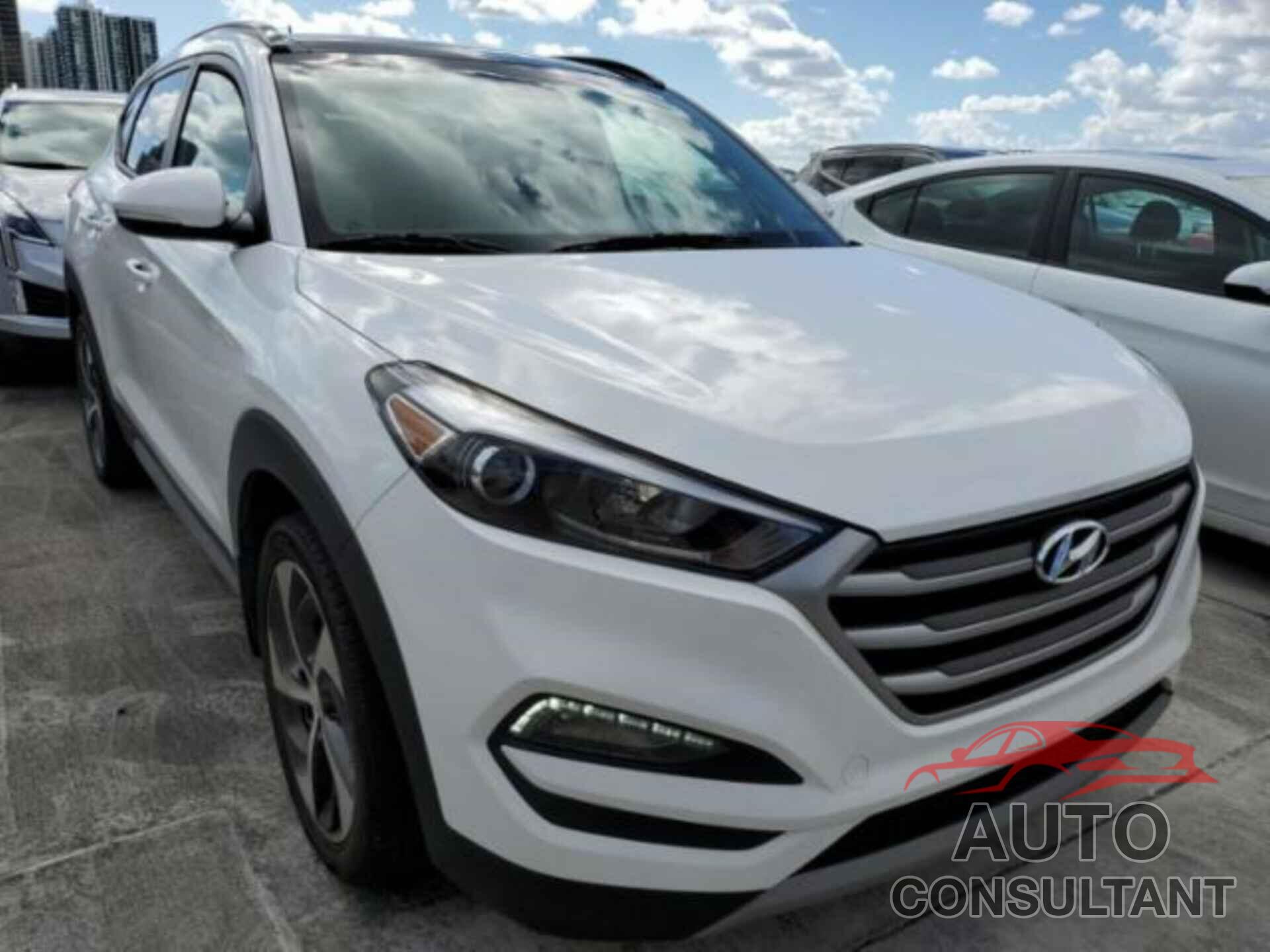 HYUNDAI TUCSON 2017 - KM8J33A27HU564693