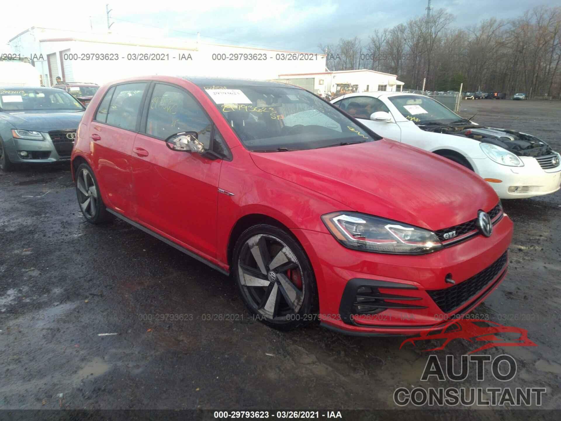 VOLKSWAGEN GOLF GTI 2018 - 3VW447AU0JM261947