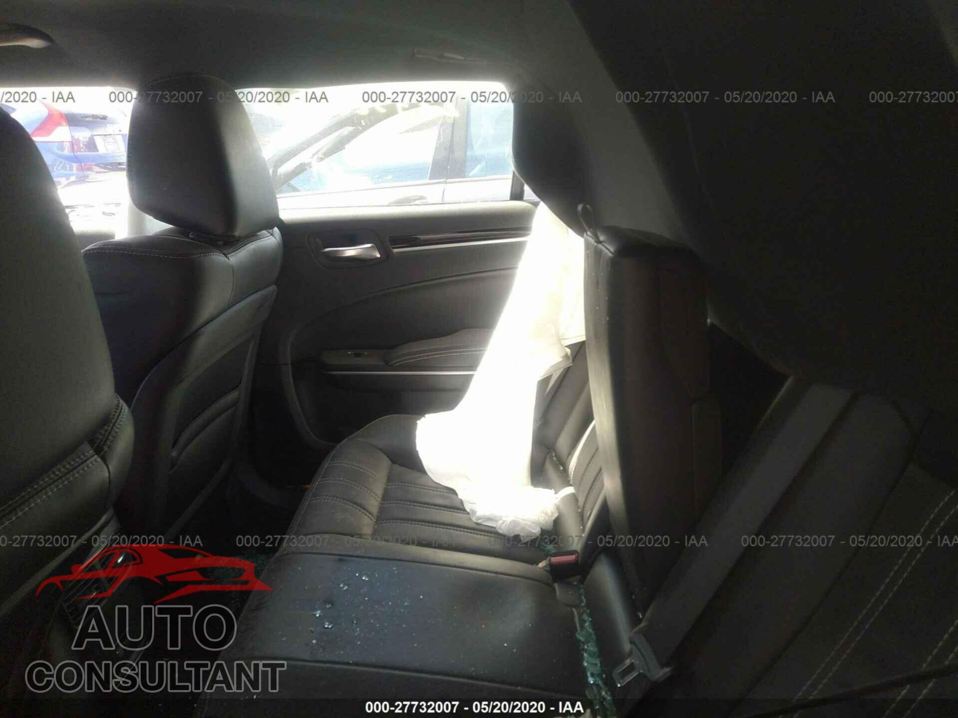 CHRYSLER 300 2019 - 2C3CCAGG7KH610820