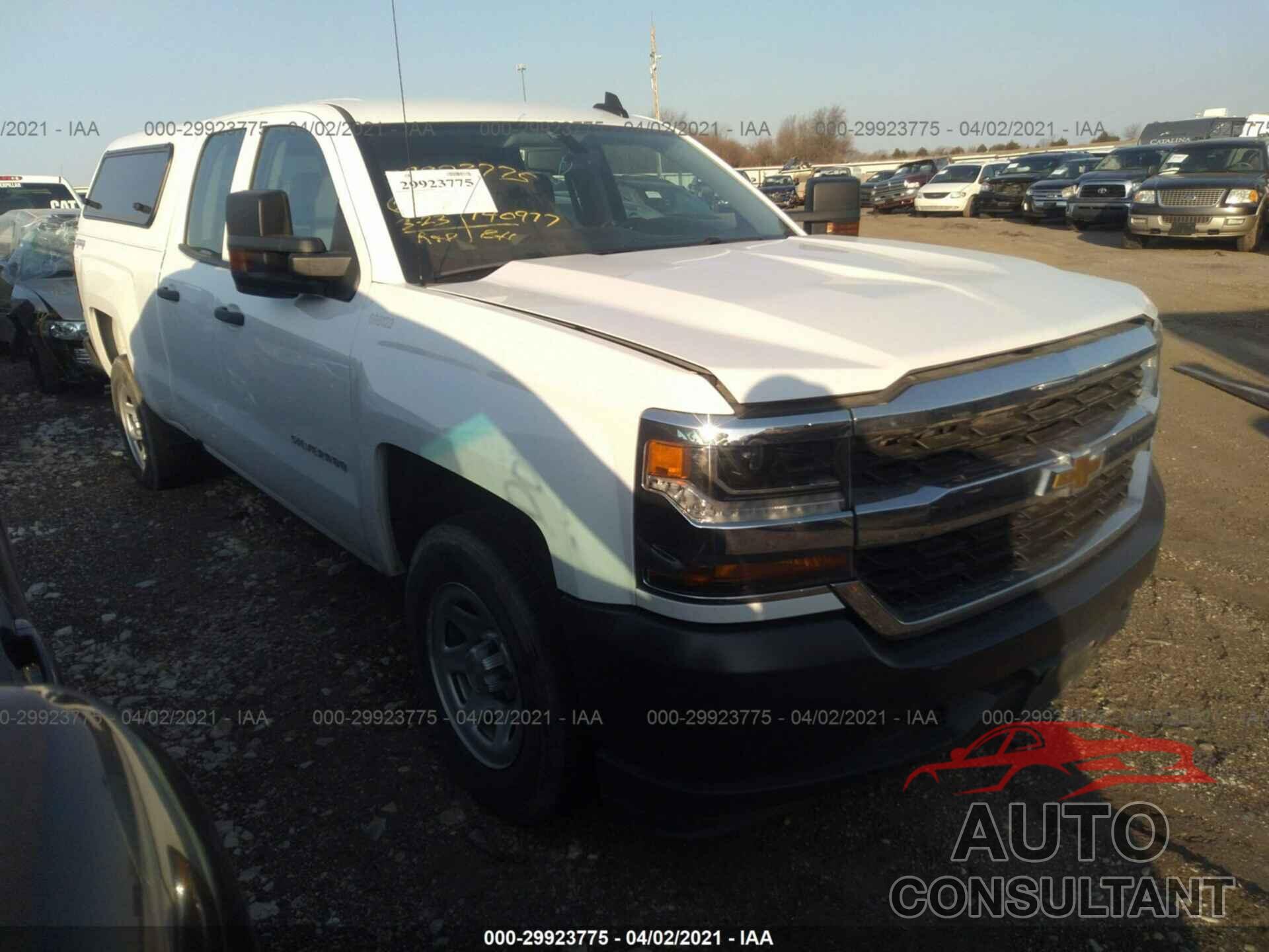 CHEVROLET SILVERADO 1500 2017 - 1GCVKNEC6HZ342270